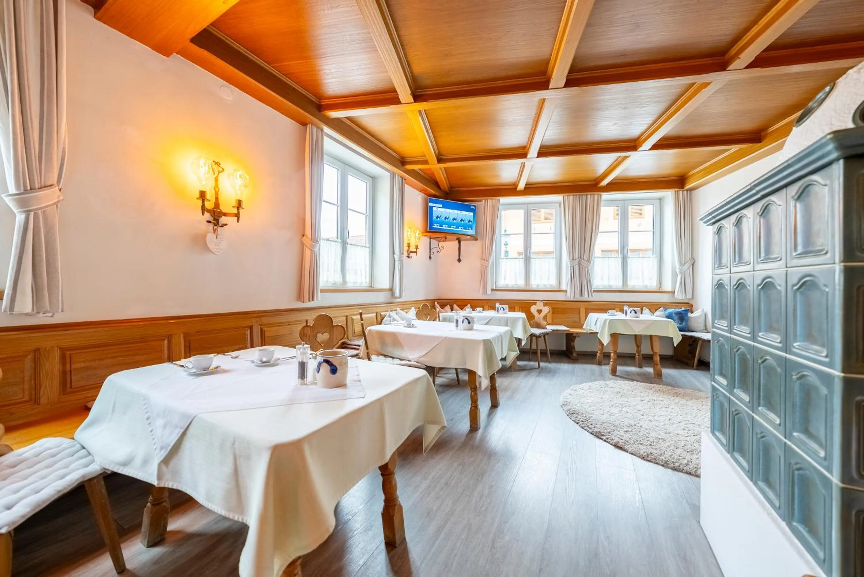 Restaurant/places to eat in Hotel Krug