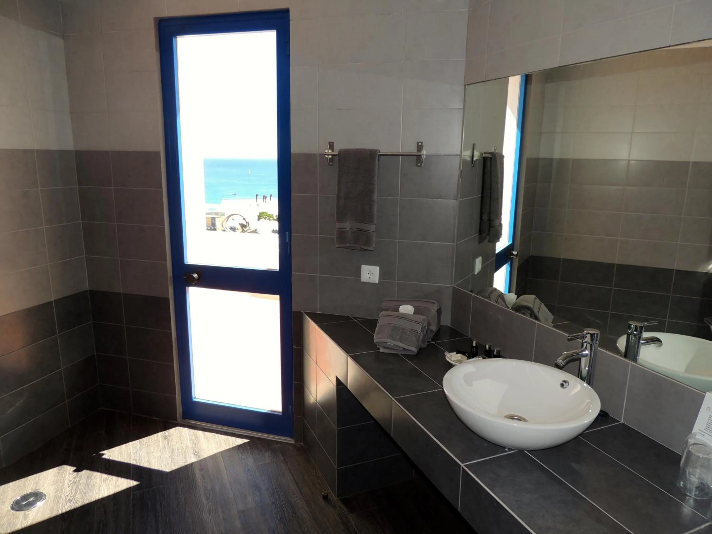 Bathroom in Almar Hotel Apartamento