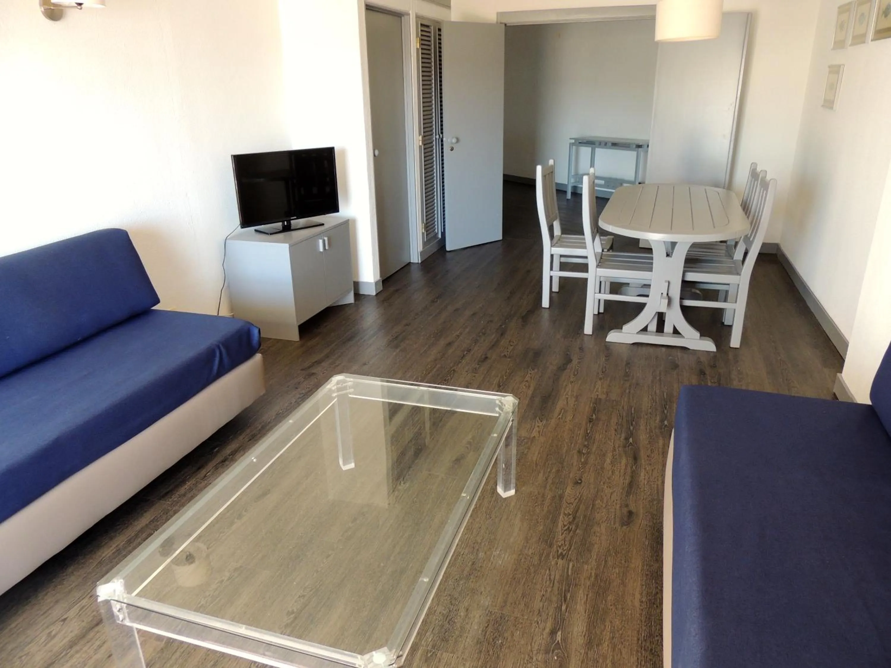 Living room in Almar Hotel Apartamento