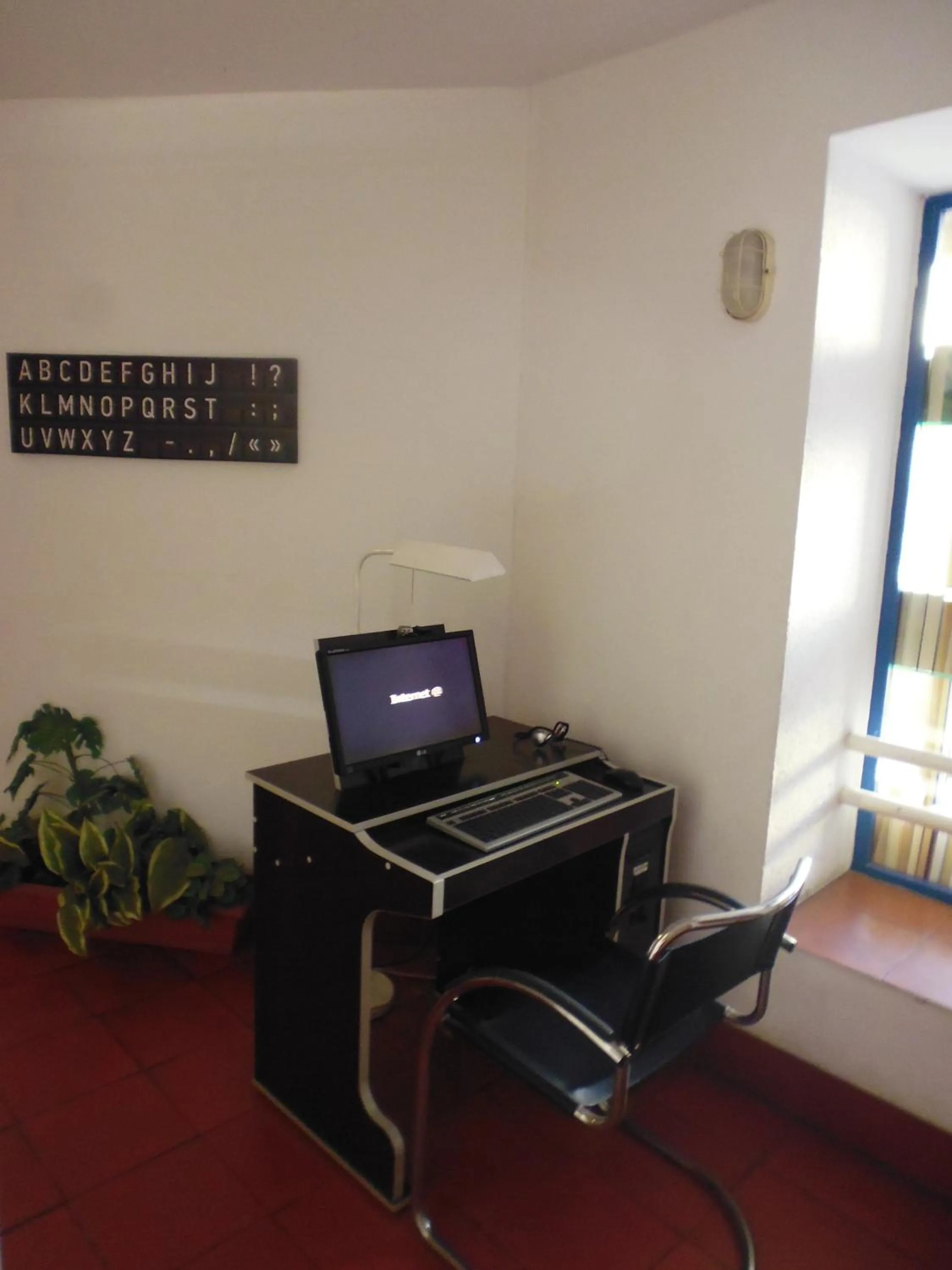 Business facilities in Almar Hotel Apartamento