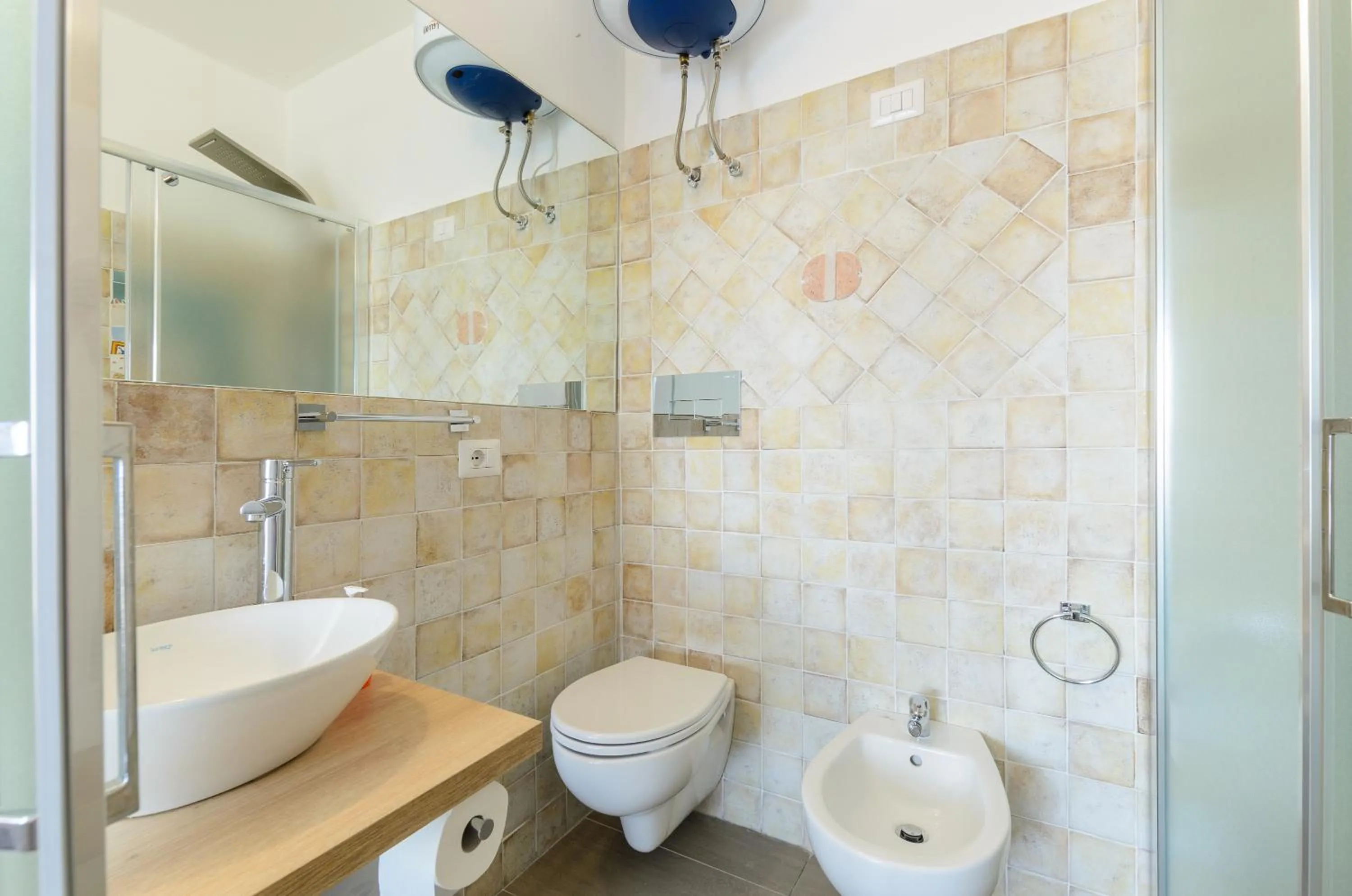 Bathroom in Marina D'Agrò Residence