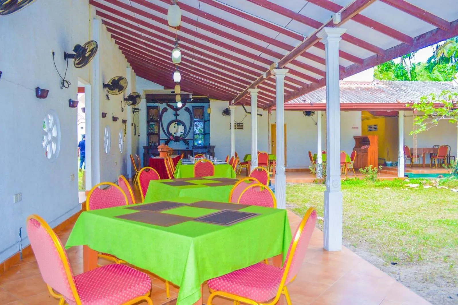 Property building in Airport Green View Hotel Katunayake