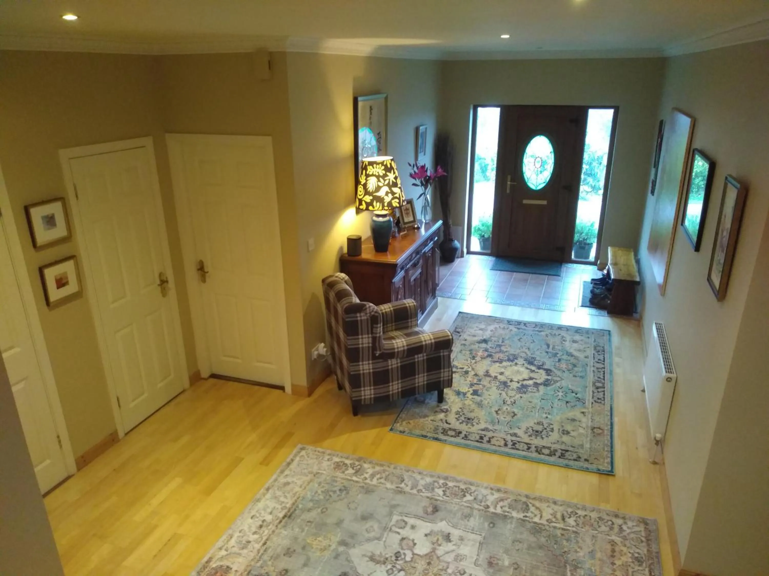 Photo of the whole room in Valhalla BnB