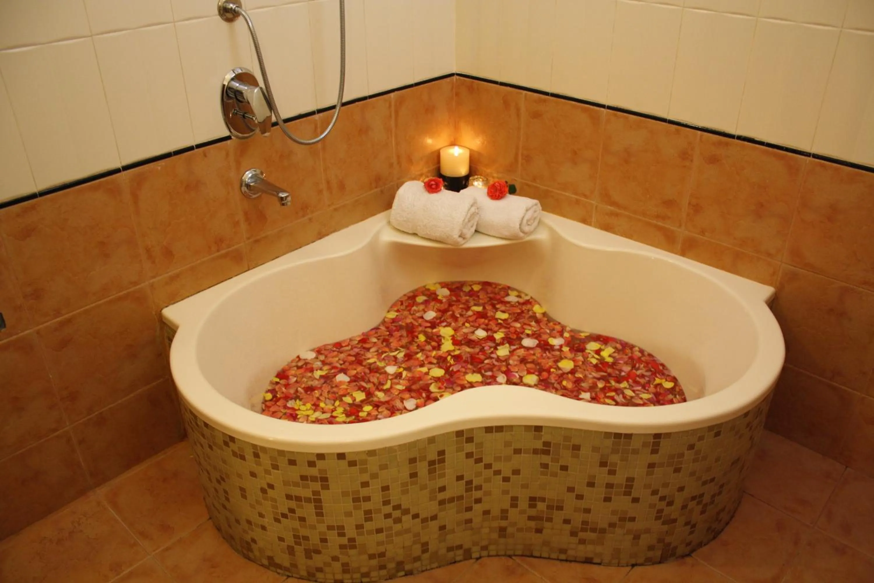 Decorative detail in Ayur County Resort