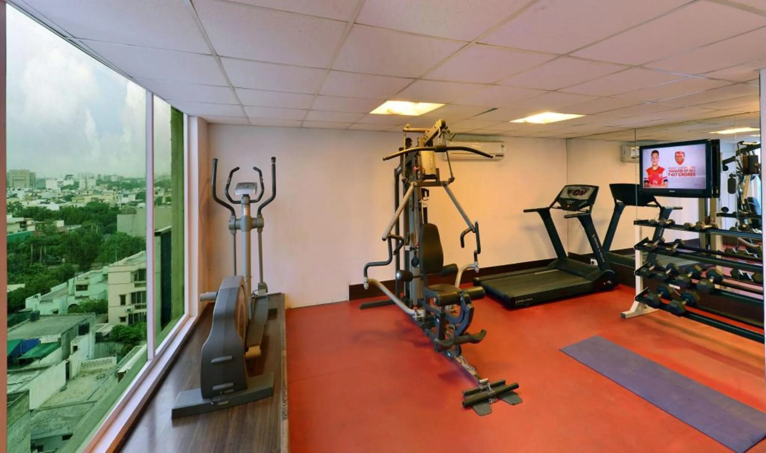 Fitness centre/facilities in Quality Inn Gurgaon