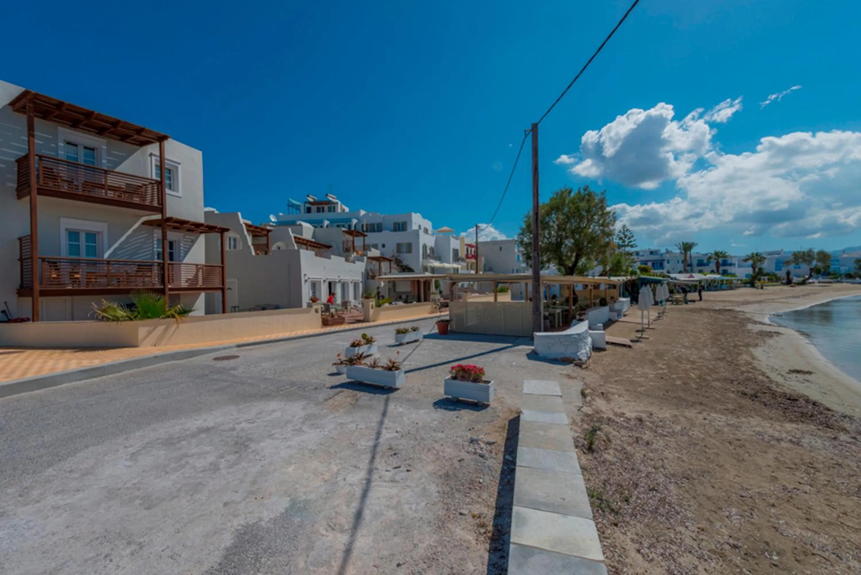 Beach in Nissaki Beach Hotel