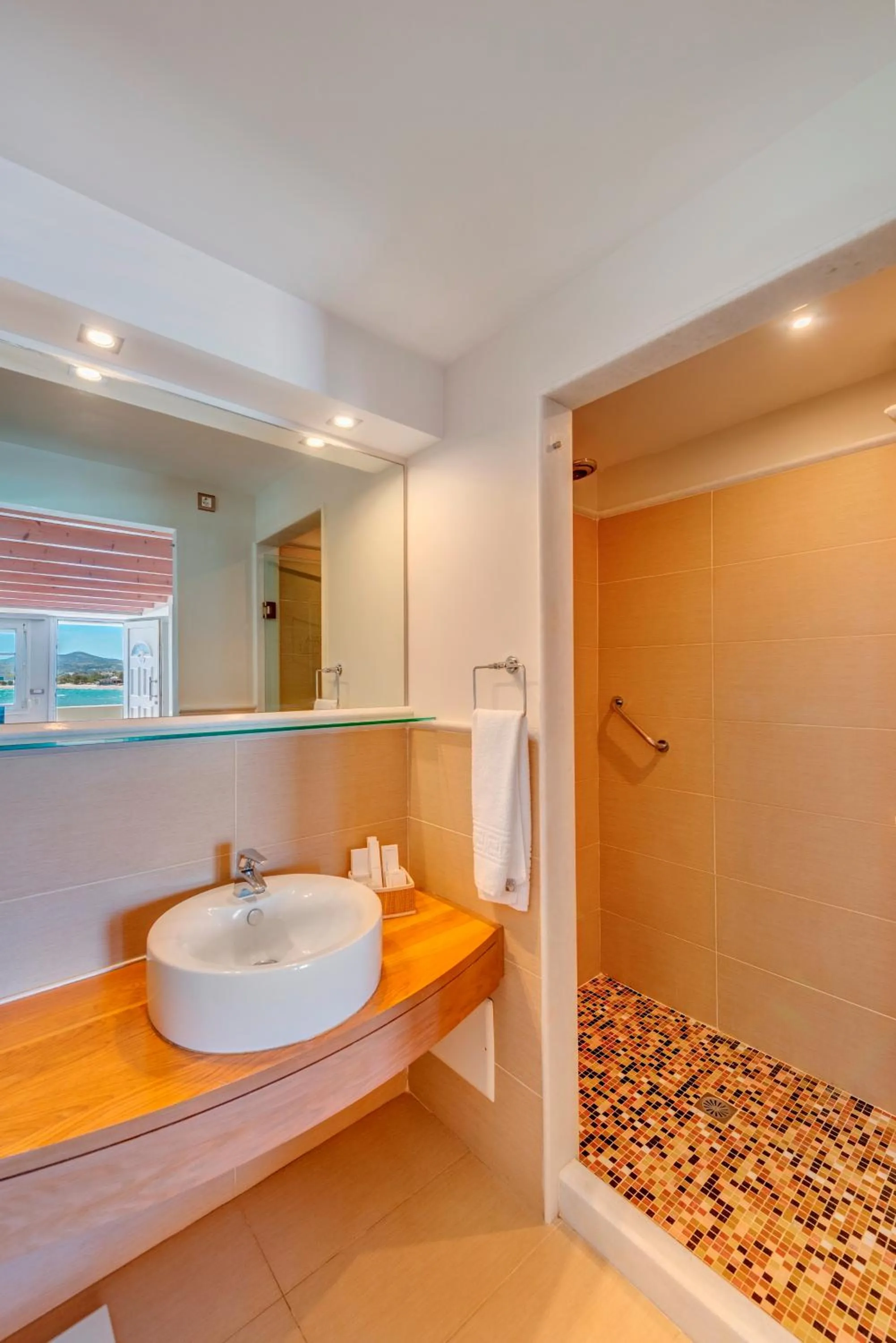 Shower in Nissaki Beach Hotel