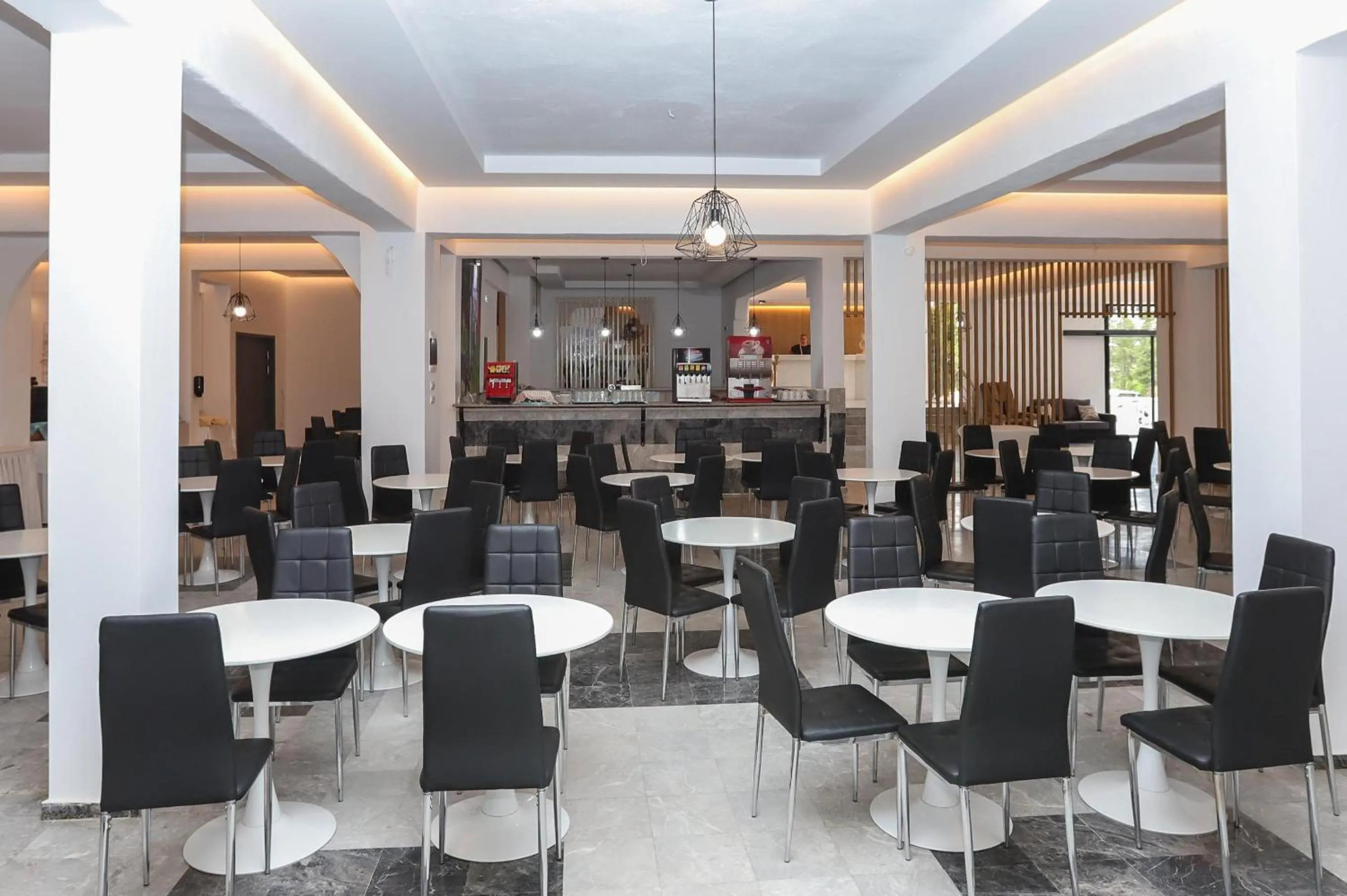 Restaurant/places to eat in BELVITA Hotel