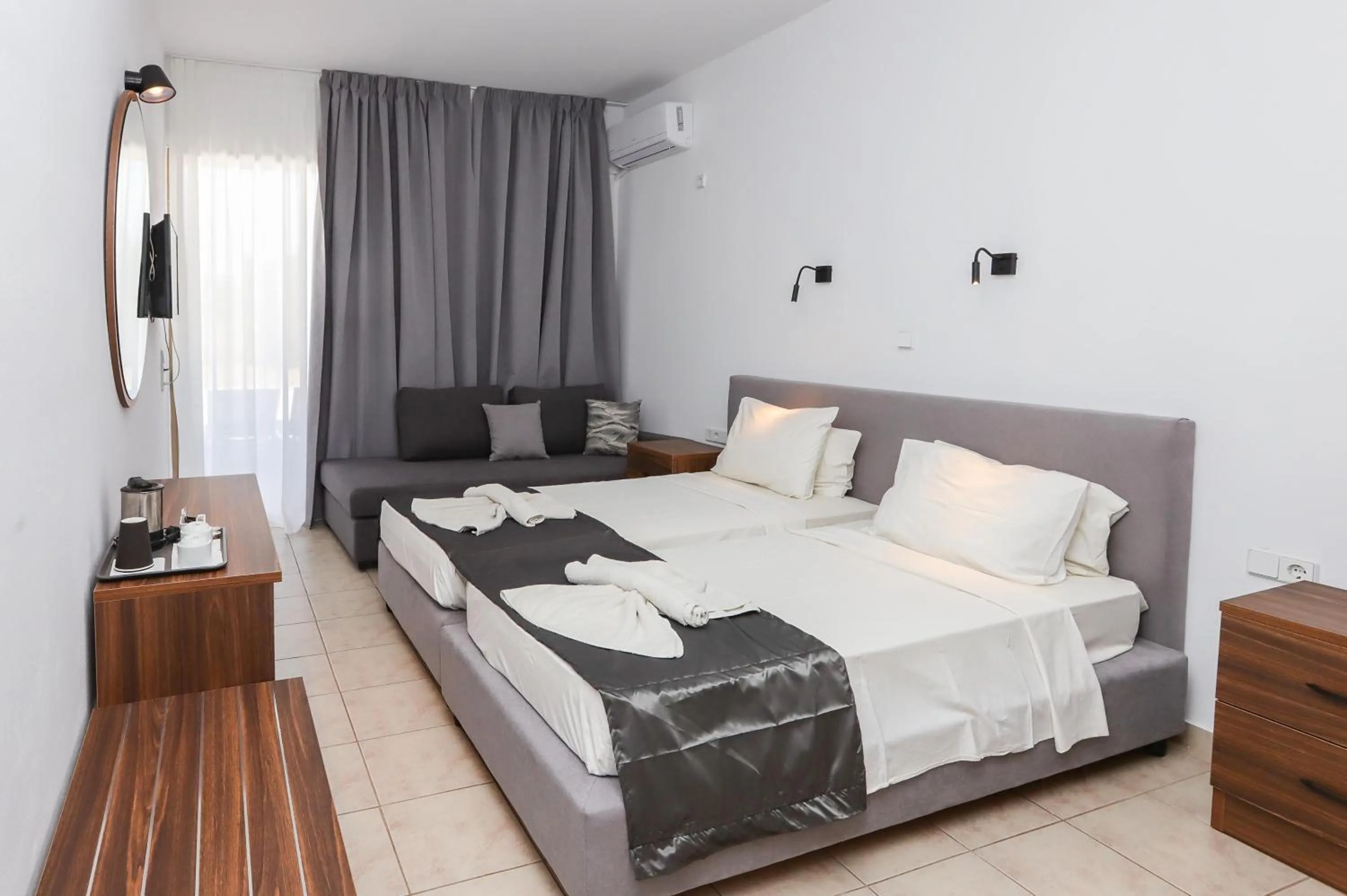 Photo of the whole room in BELVITA Hotel