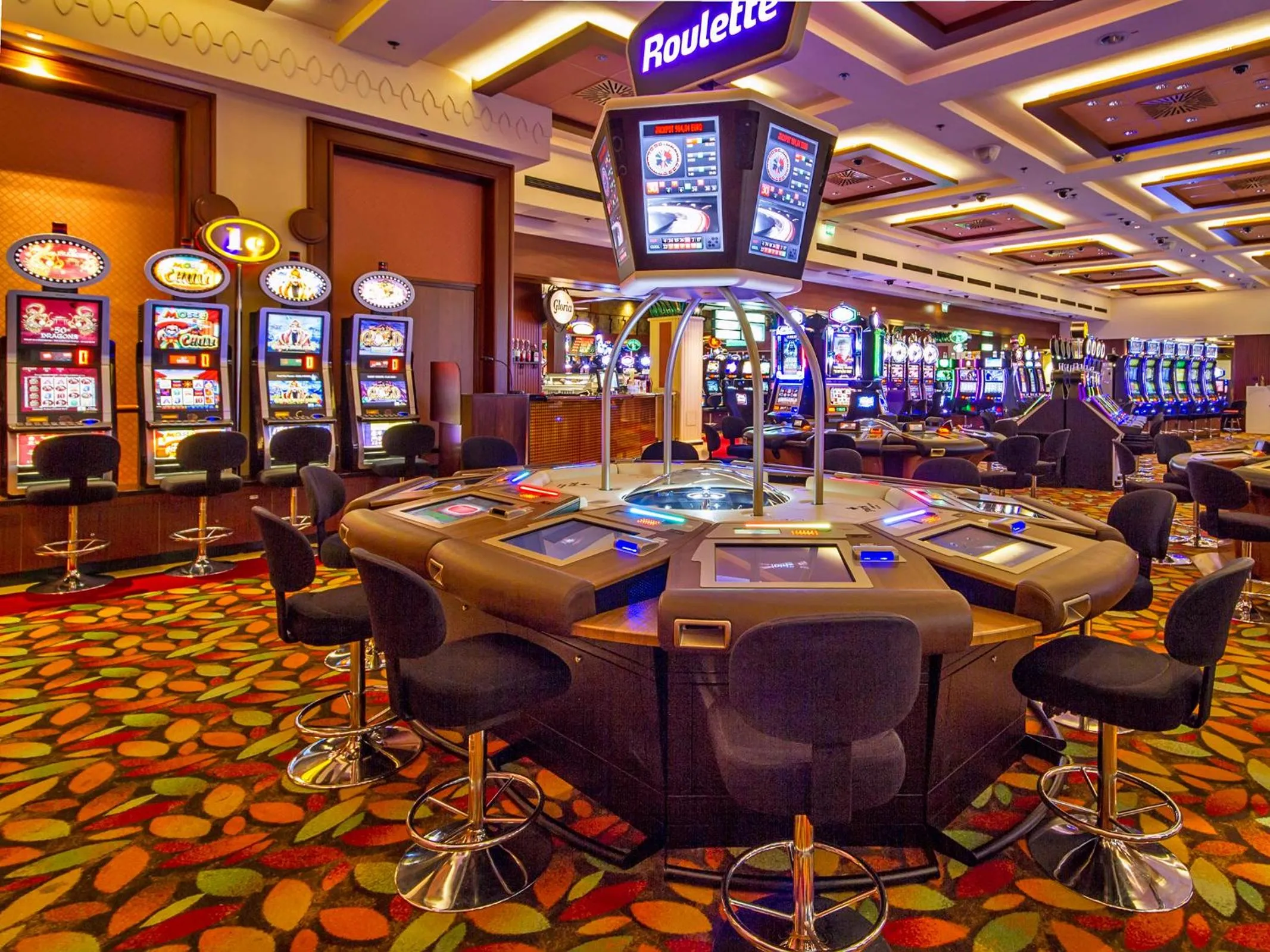 Casino in Park, Hotel & Entertainment