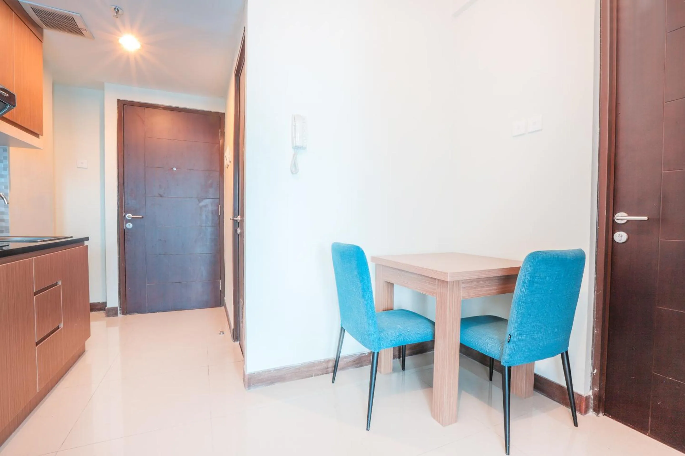 Area and facilities, Dining Area in OYO  Flagship 755 Appartel Grand Dhika City