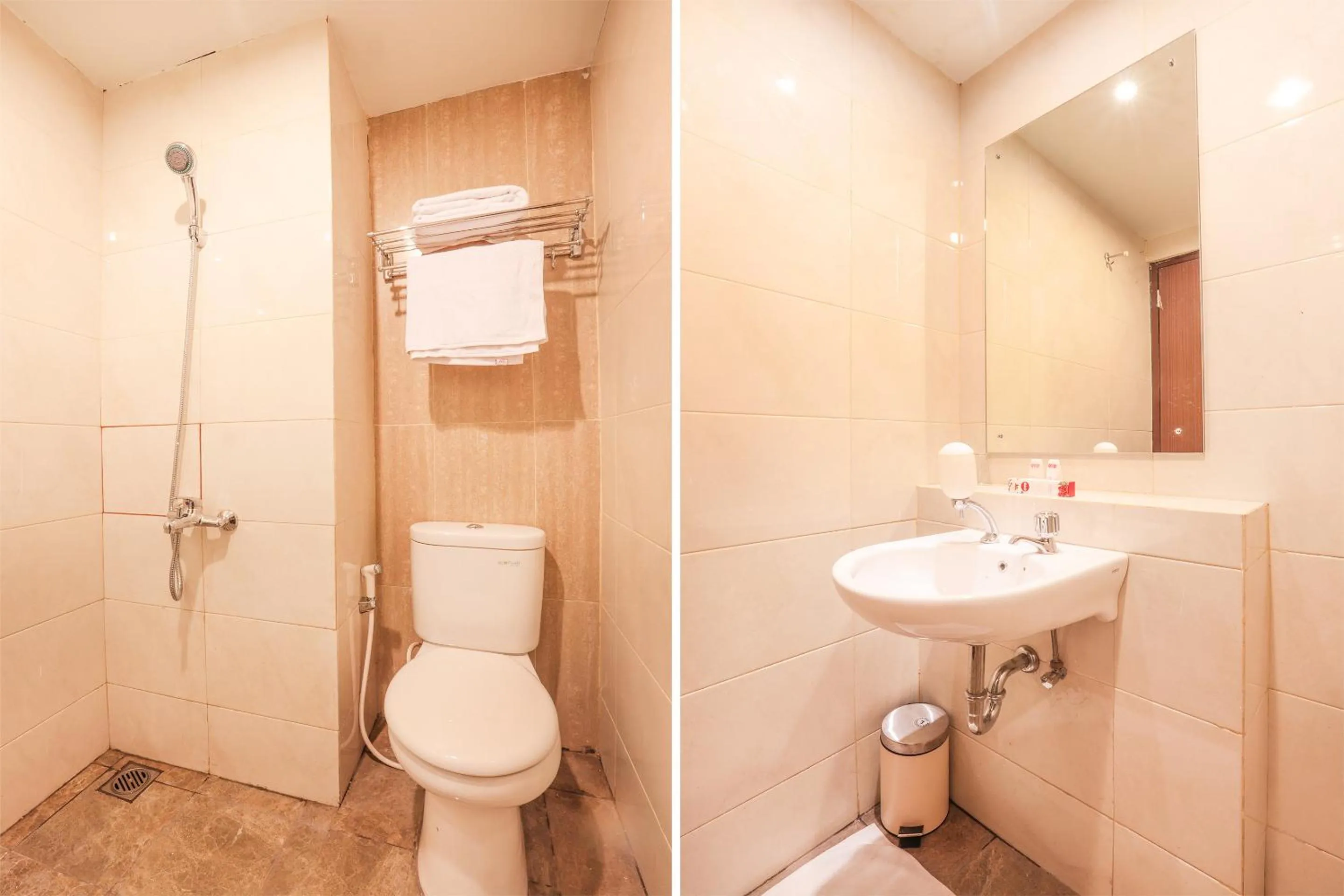 Bathroom in OYO  Flagship 755 Appartel Grand Dhika City