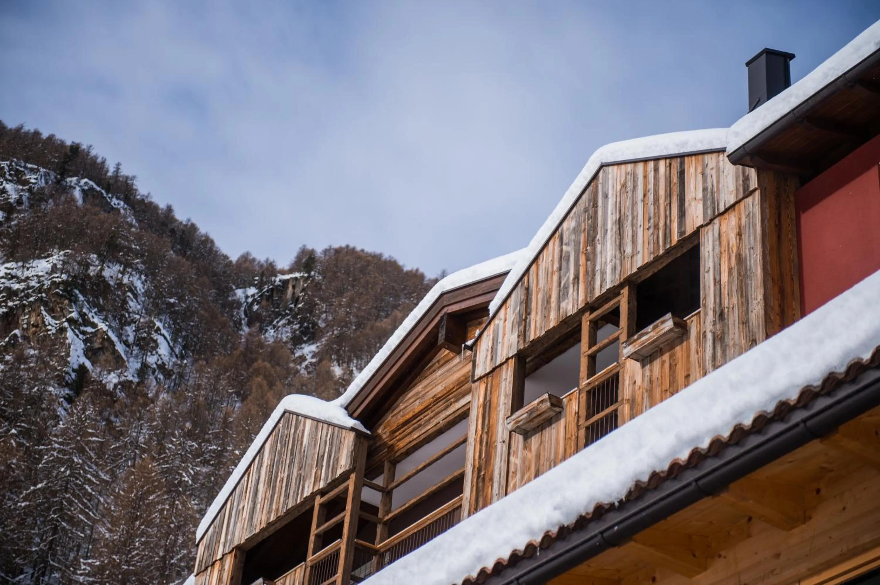 Property building in Tonzhaus Hotel