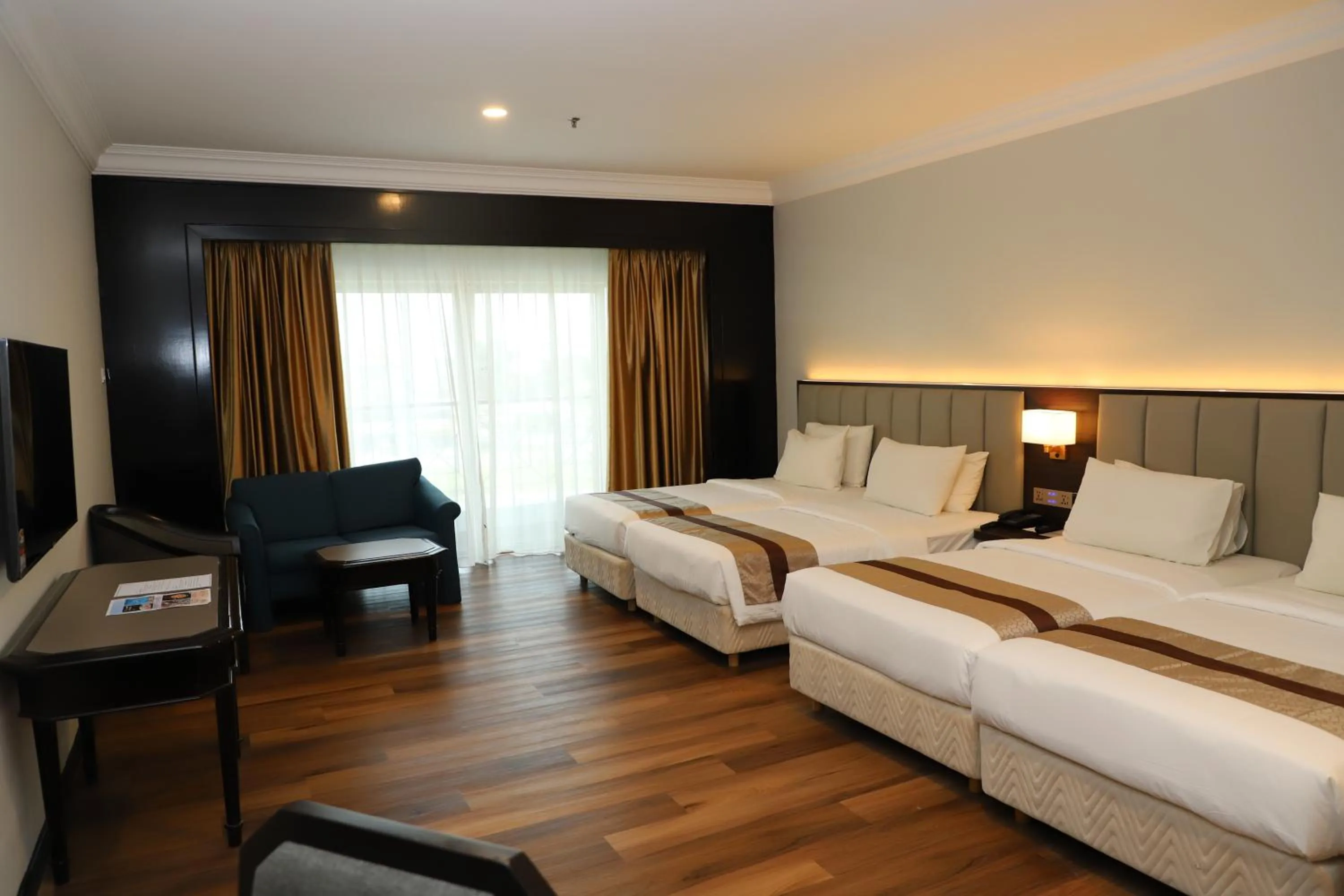 Living room, Bed in Grand Darul Makmur Hotel Kuantan