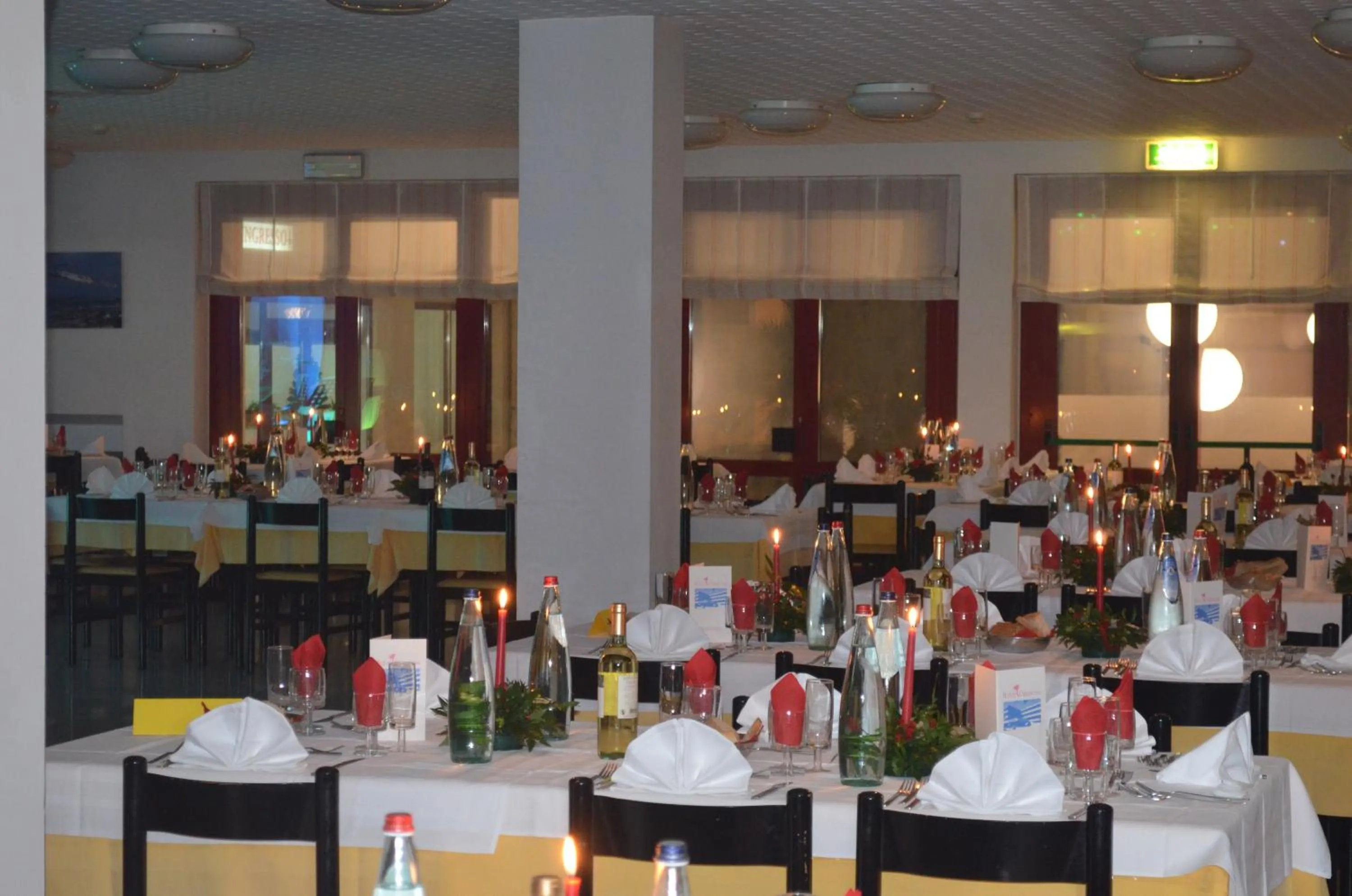 Restaurant/places to eat in Hotel Palmarosa