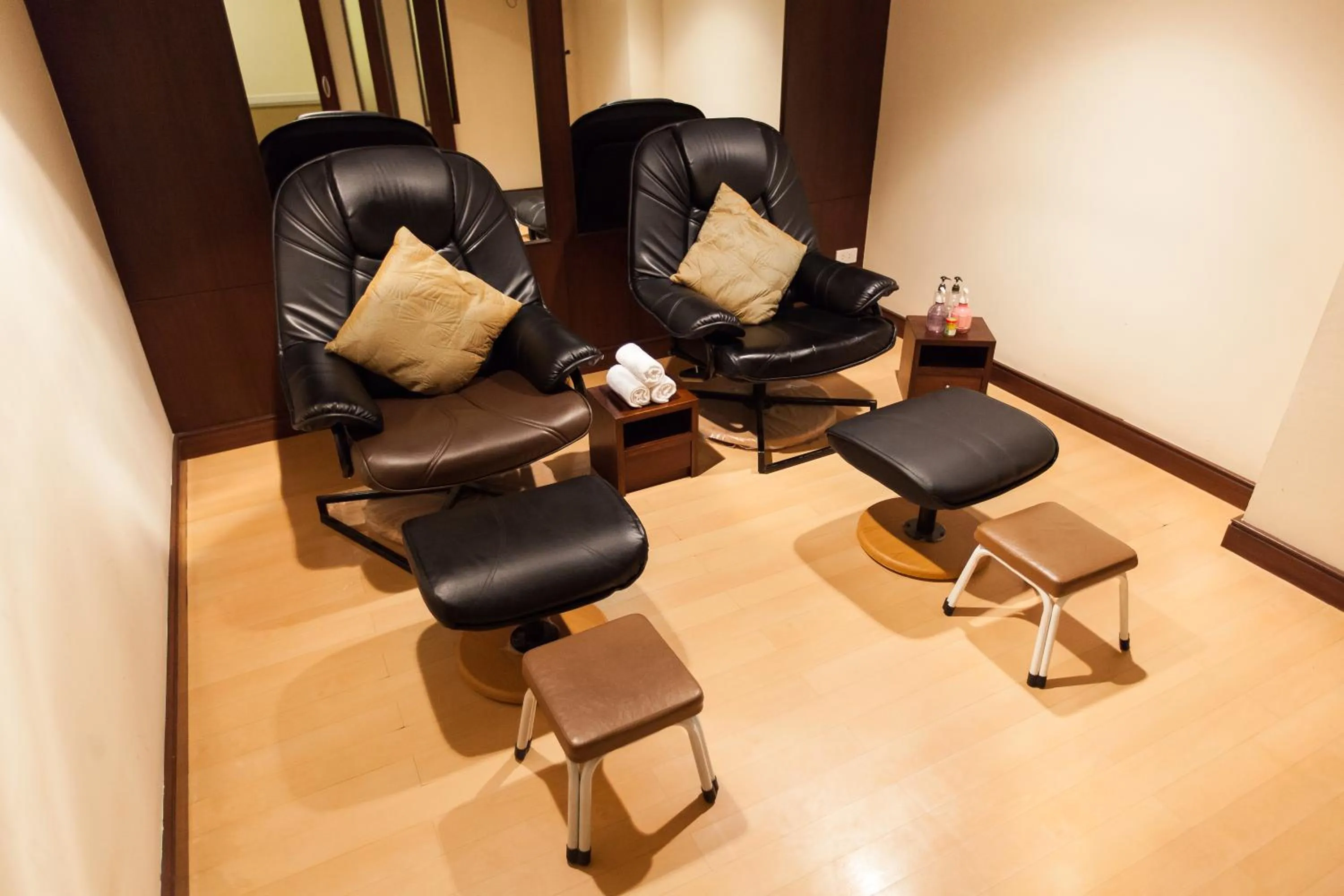 Spa and wellness centre/facilities in New Season Hotel
