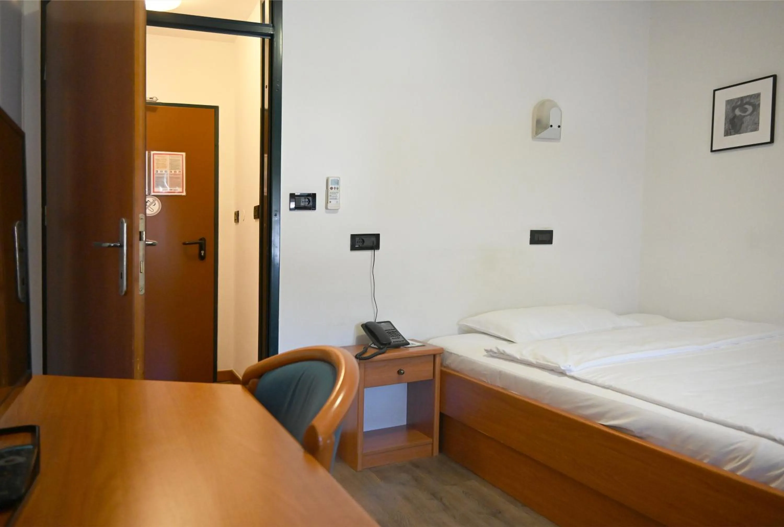 Bed in Sabotin, Hotel & Restaurant