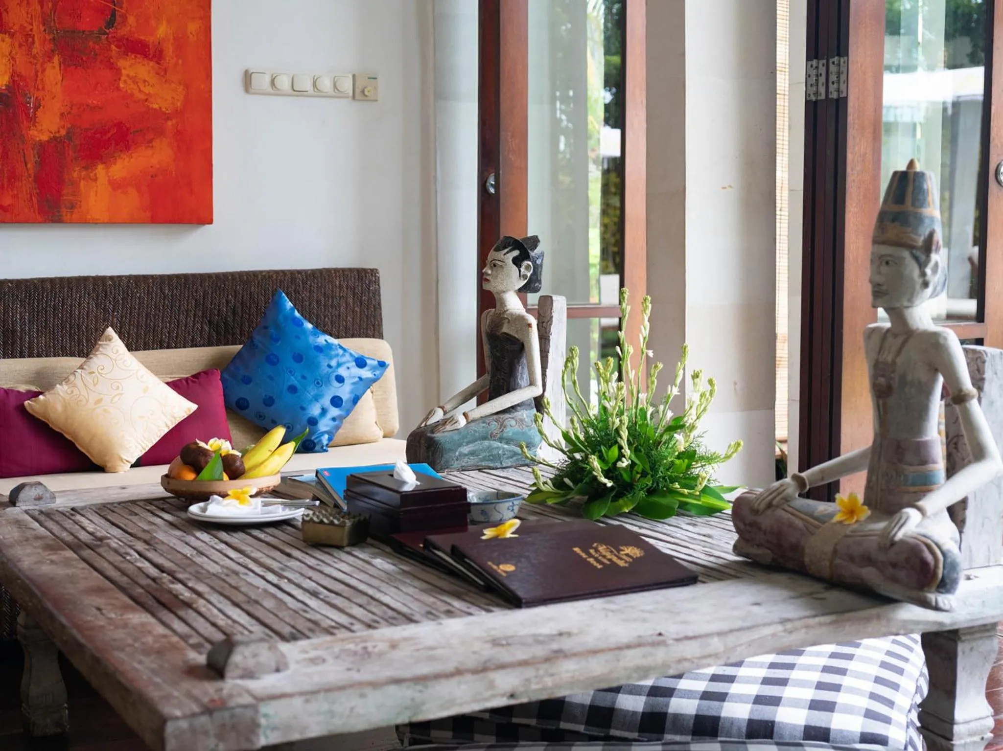 Living room in Majapahit Beach Villas by Nakula