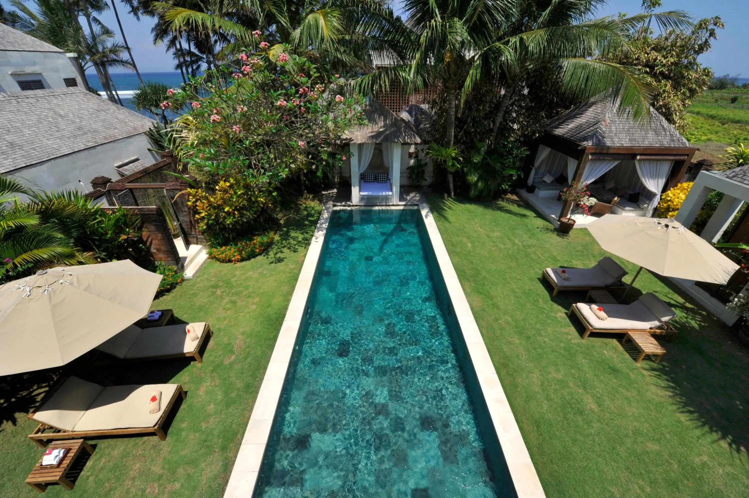 Swimming pool in Majapahit Beach Villas by Nakula