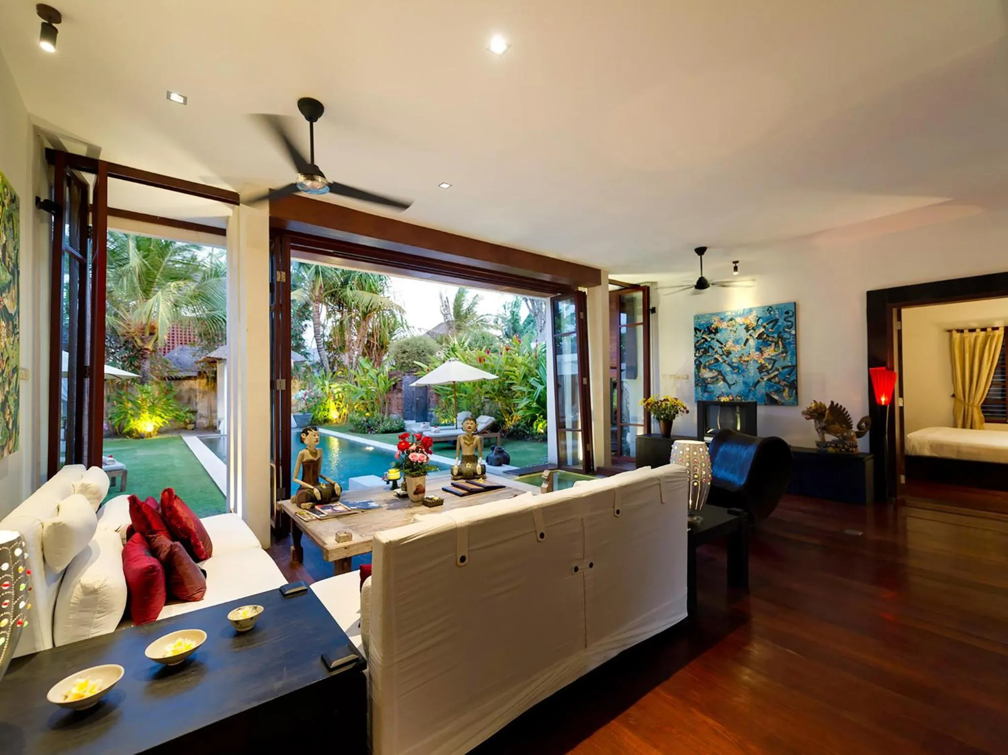 Living room in Majapahit Beach Villas by Nakula