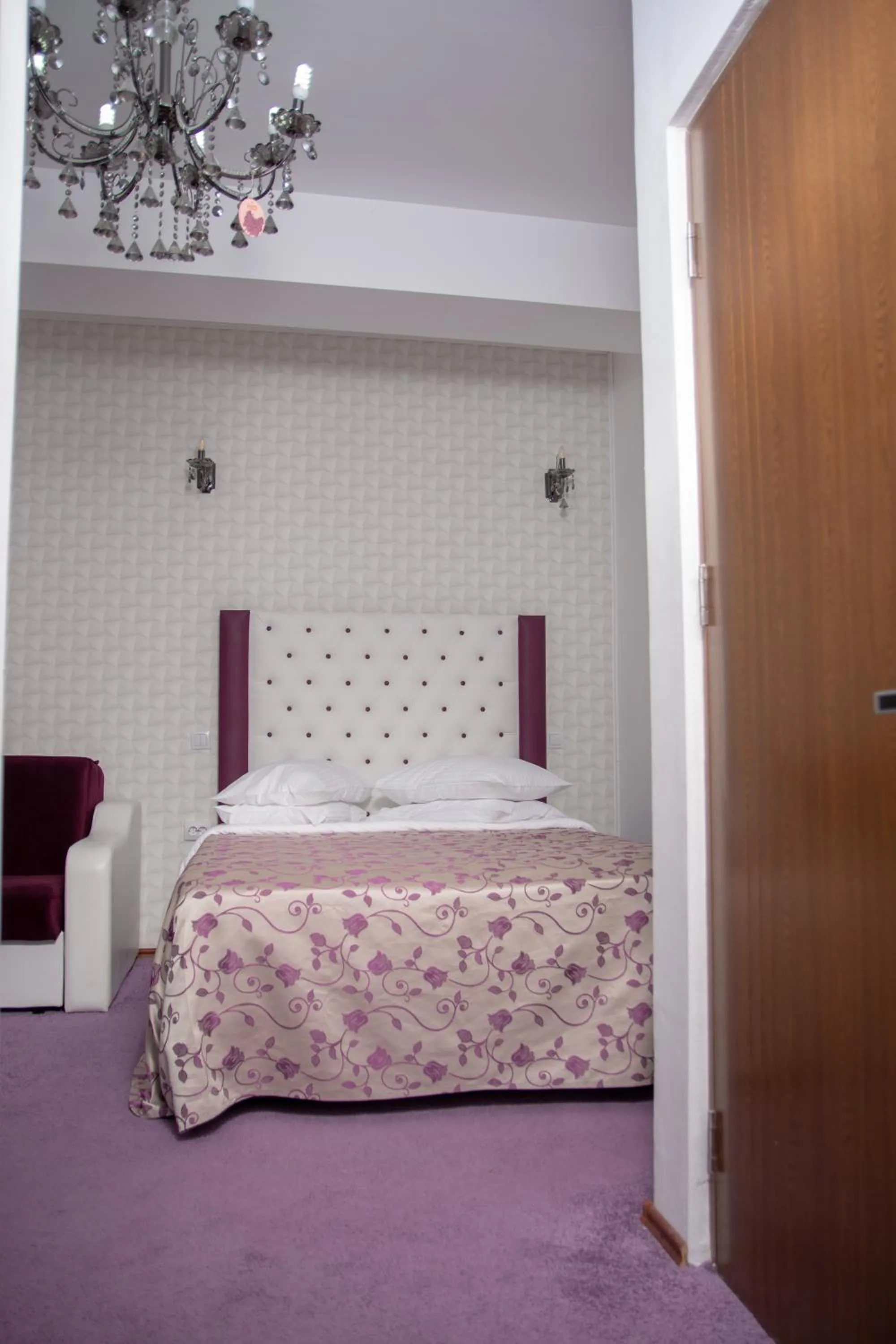 Bed in Iris SMART Boutique Self Check-in 24h