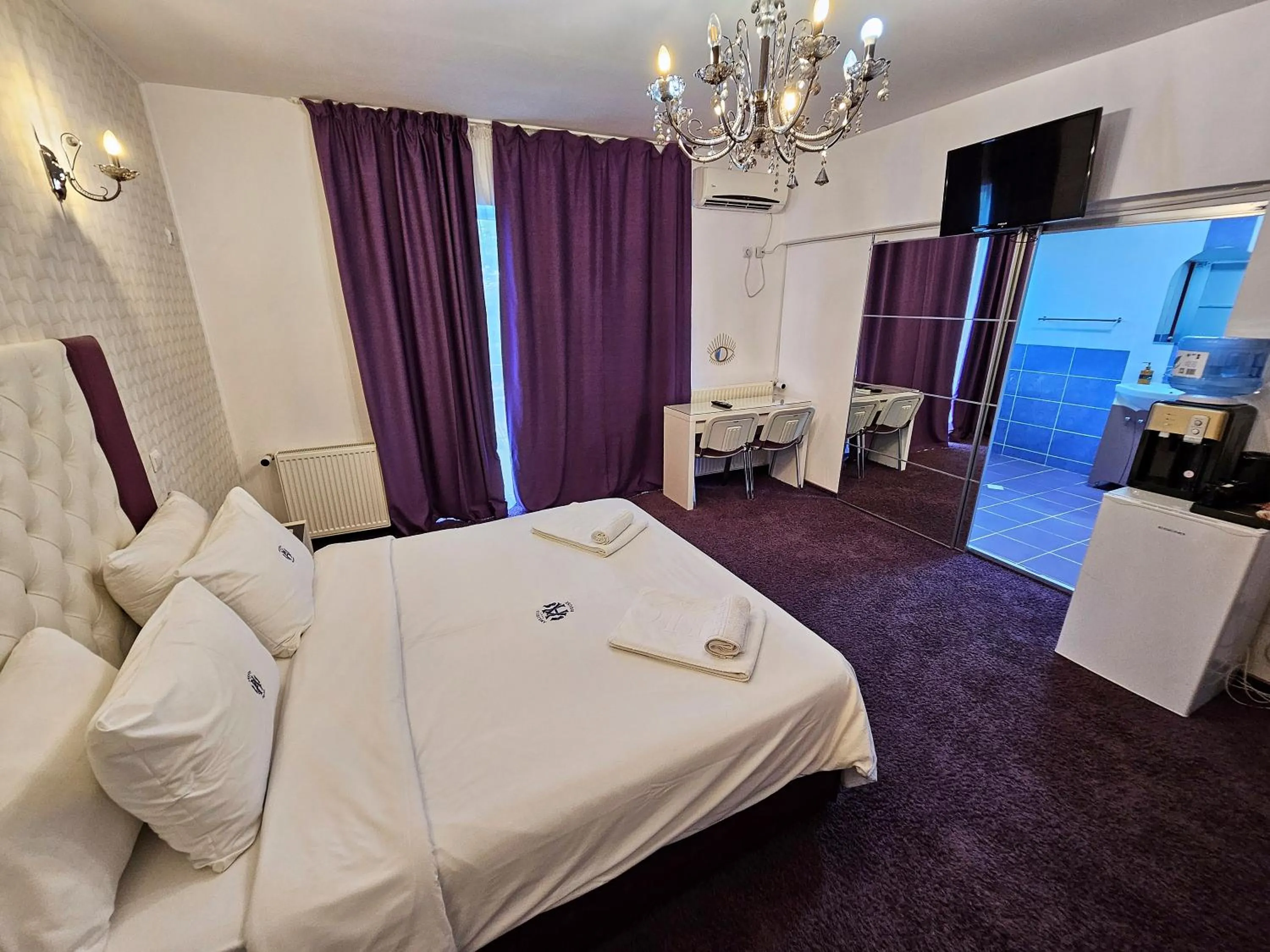 Bedroom, Bed in Iris SMART Boutique Self Check-in 24h