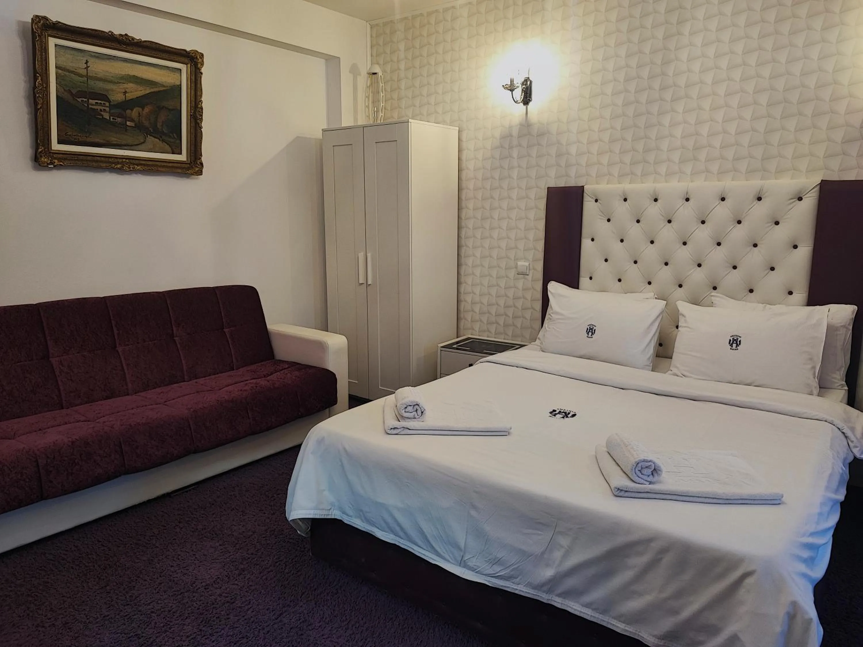 Photo of the whole room, Bed in Iris SMART Boutique Self Check-in 24h