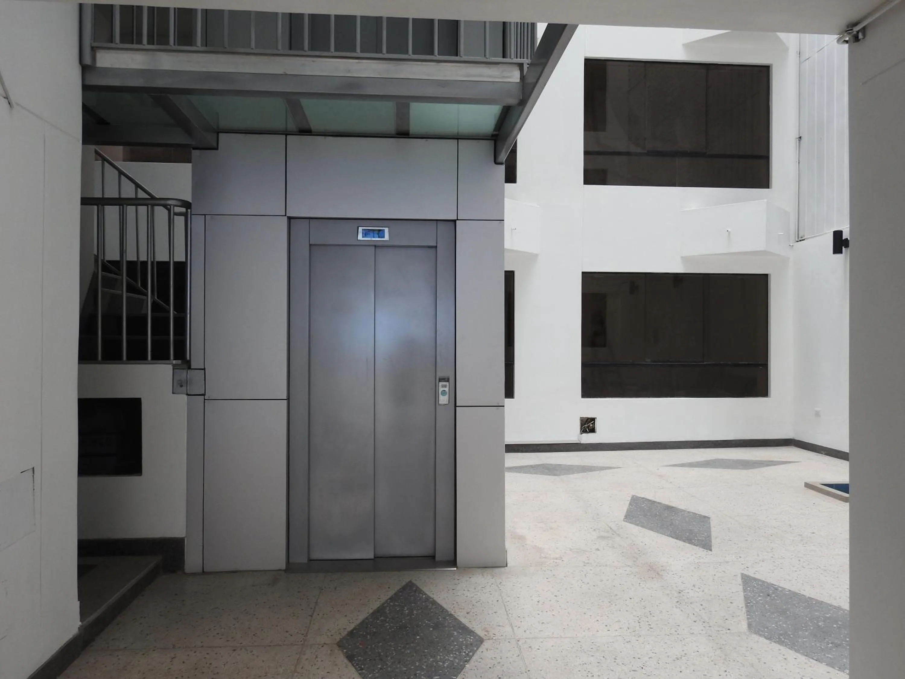 Property building in Mayte Apartment