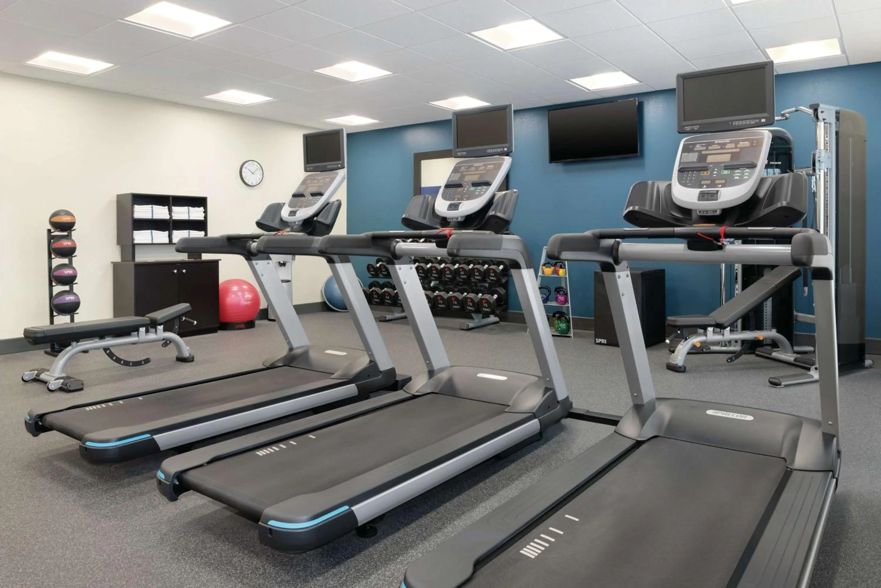 Fitness centre/facilities in Hampton Inn Champaign Southwest