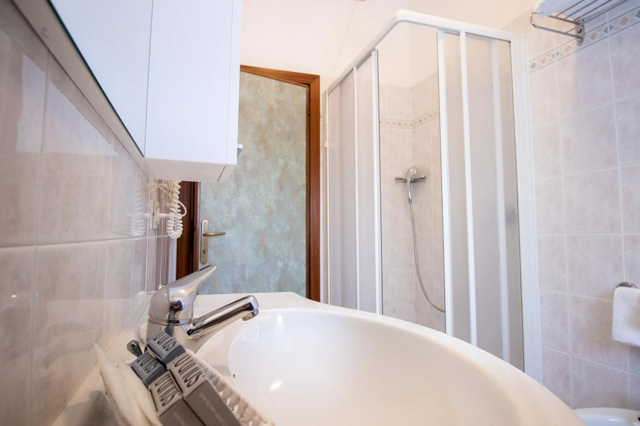 Bathroom in Hotel Crystal