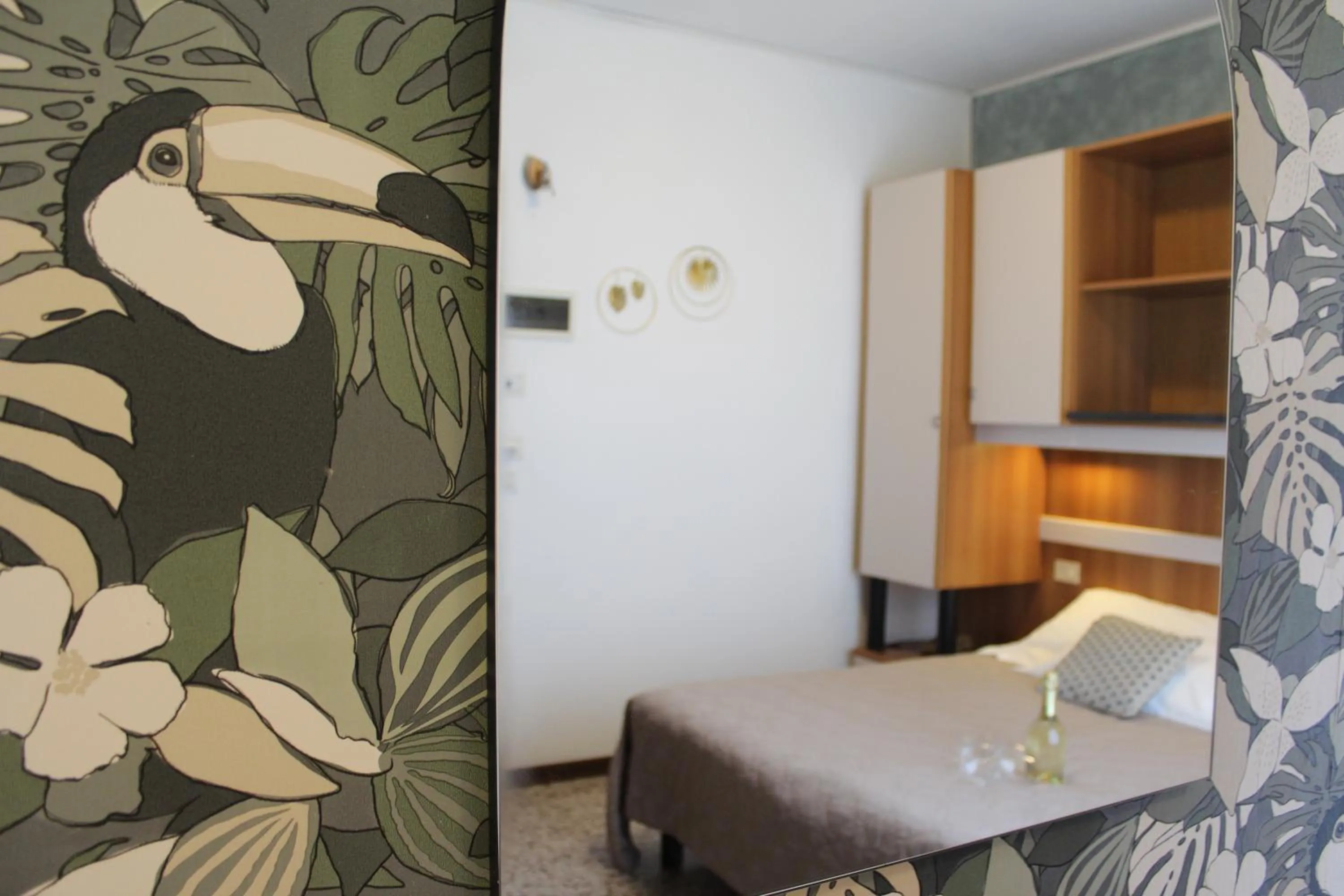 Decorative detail, Bed in Hotel Crystal