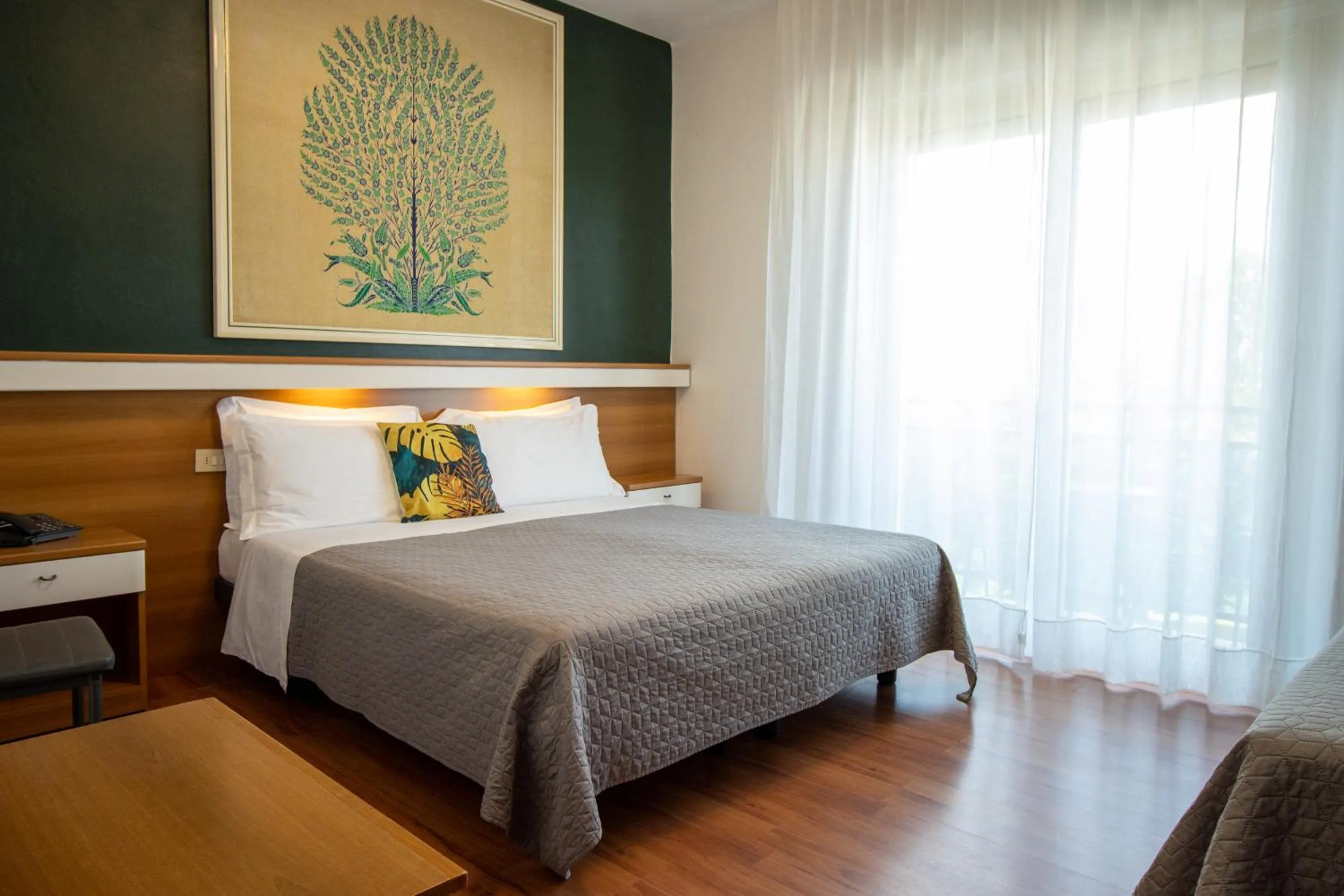 Bed in Hotel Crystal