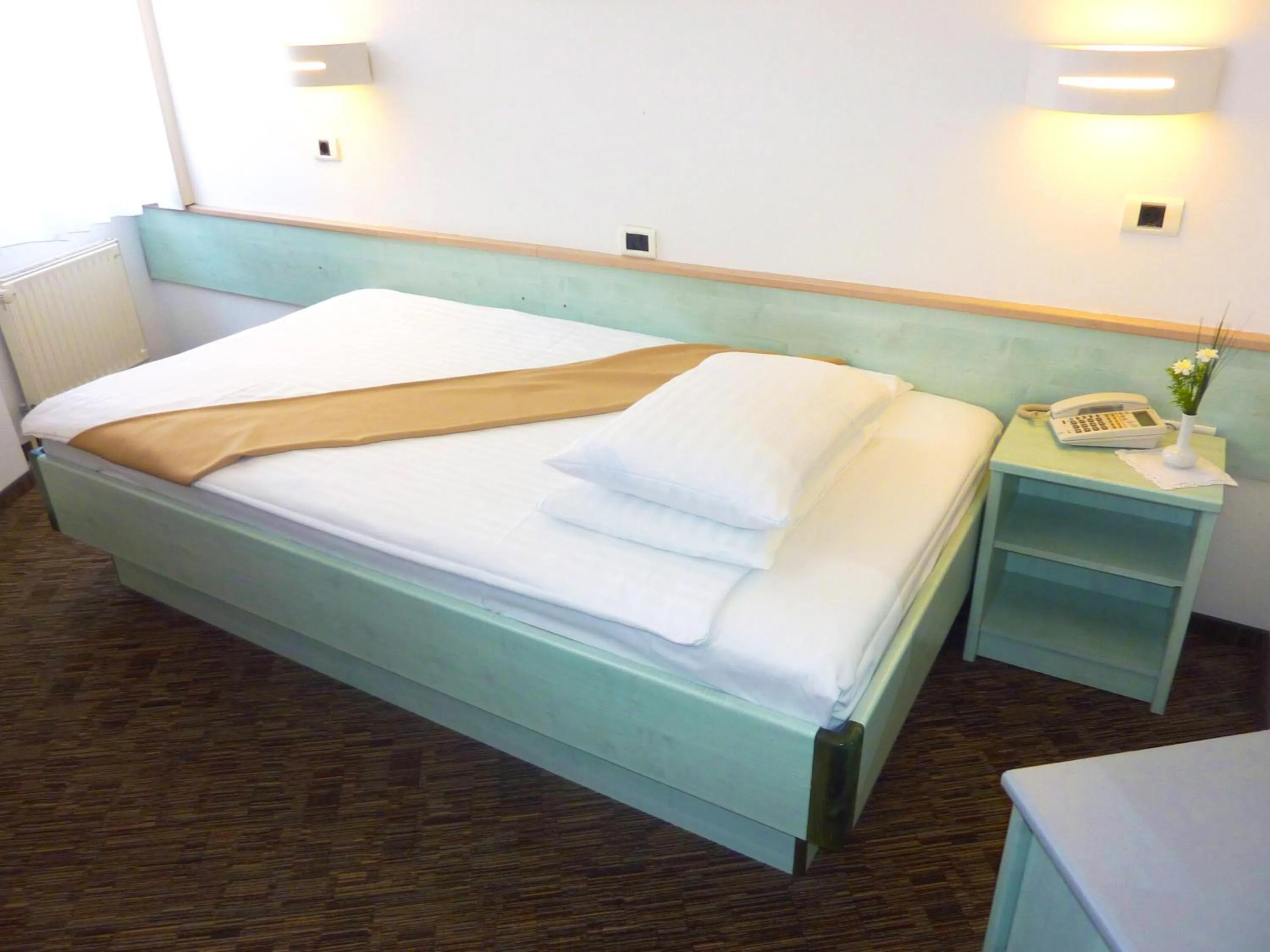 Single Room in Lipa, Hotel & Bistro