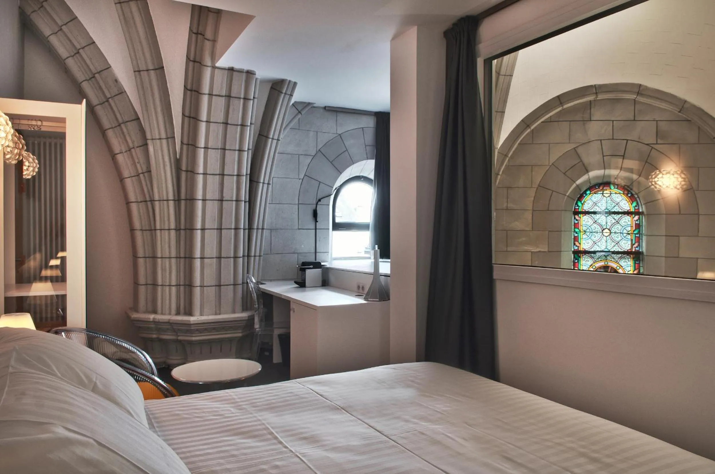 Bedroom, Bed in SOZO Hotel