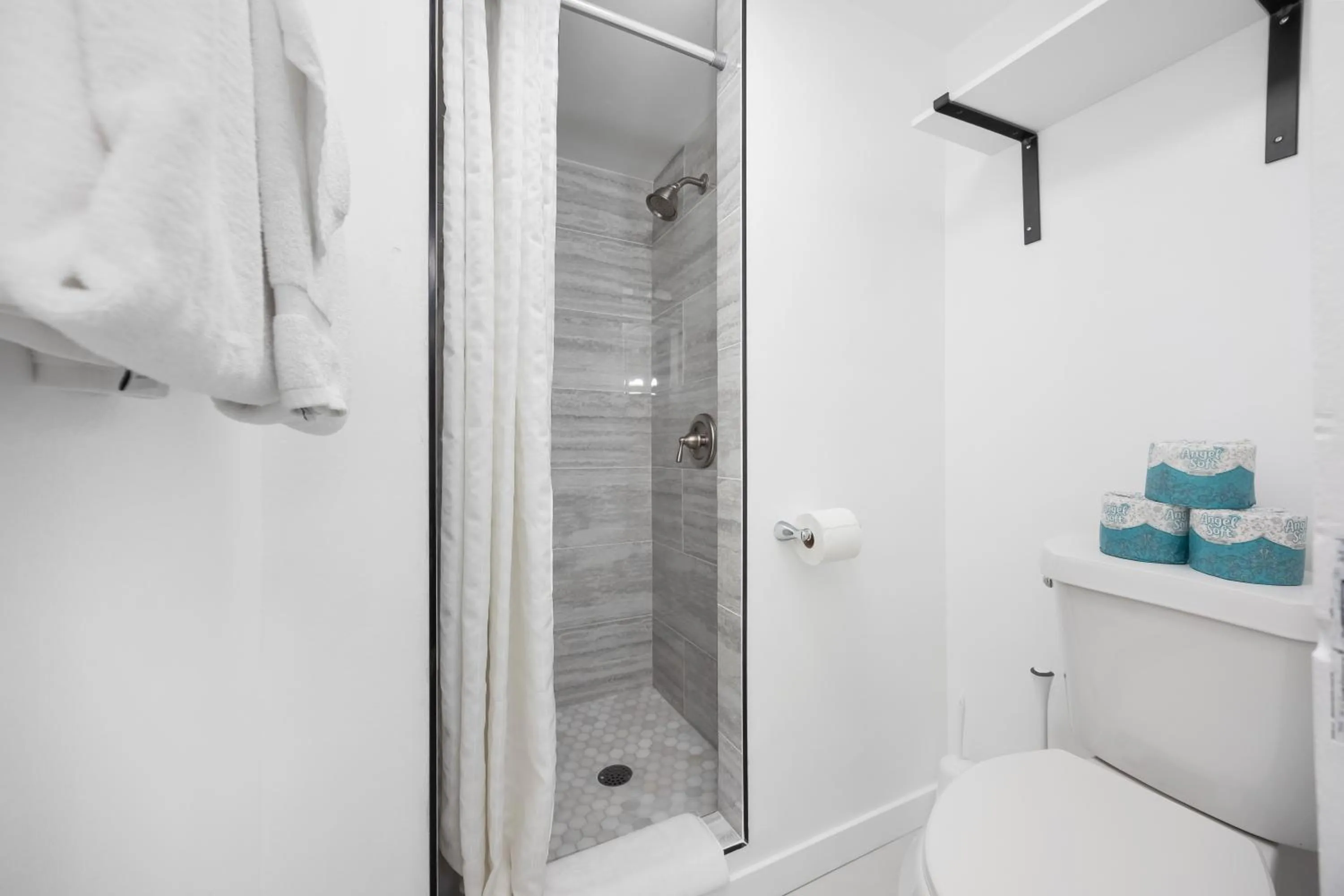Bathroom in Renovated Studio with Pool Access at Aloha Surf