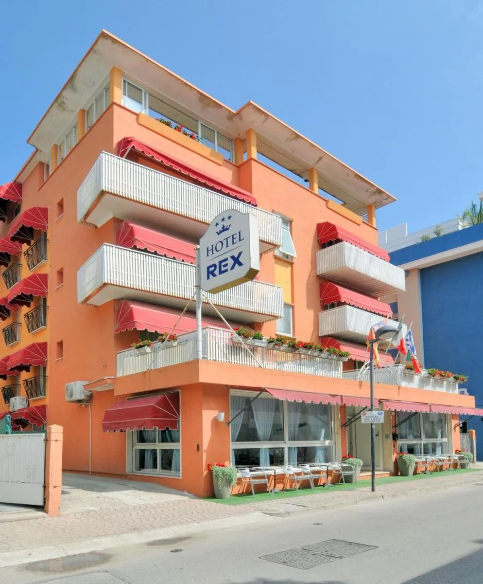 Property building in Hotel Rex