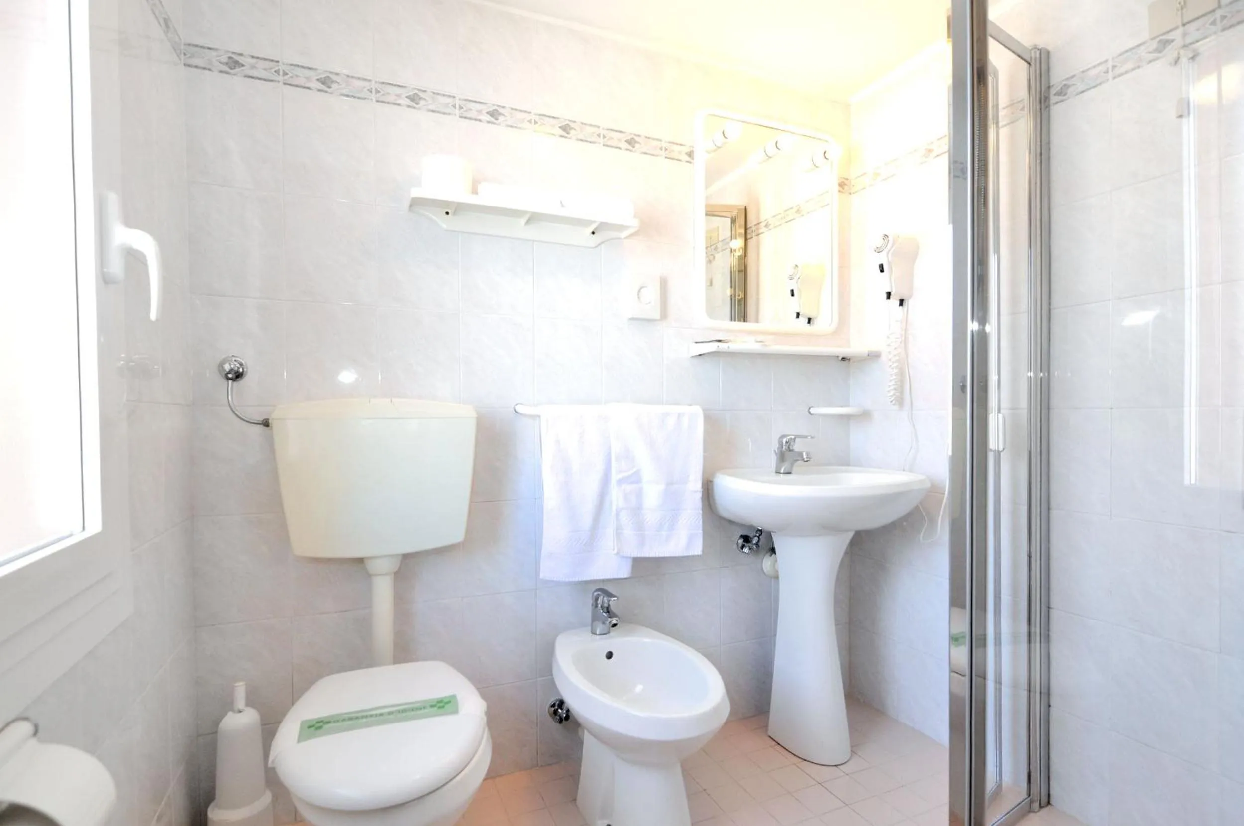 Bathroom in Hotel Rex