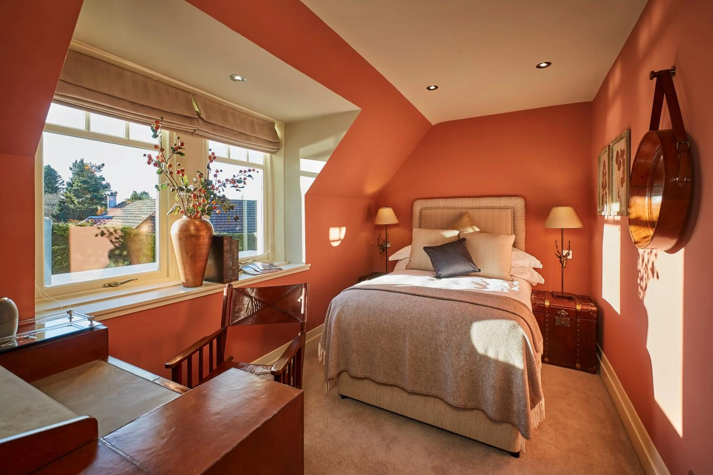 Bedroom, Bed in Cairn Lodge