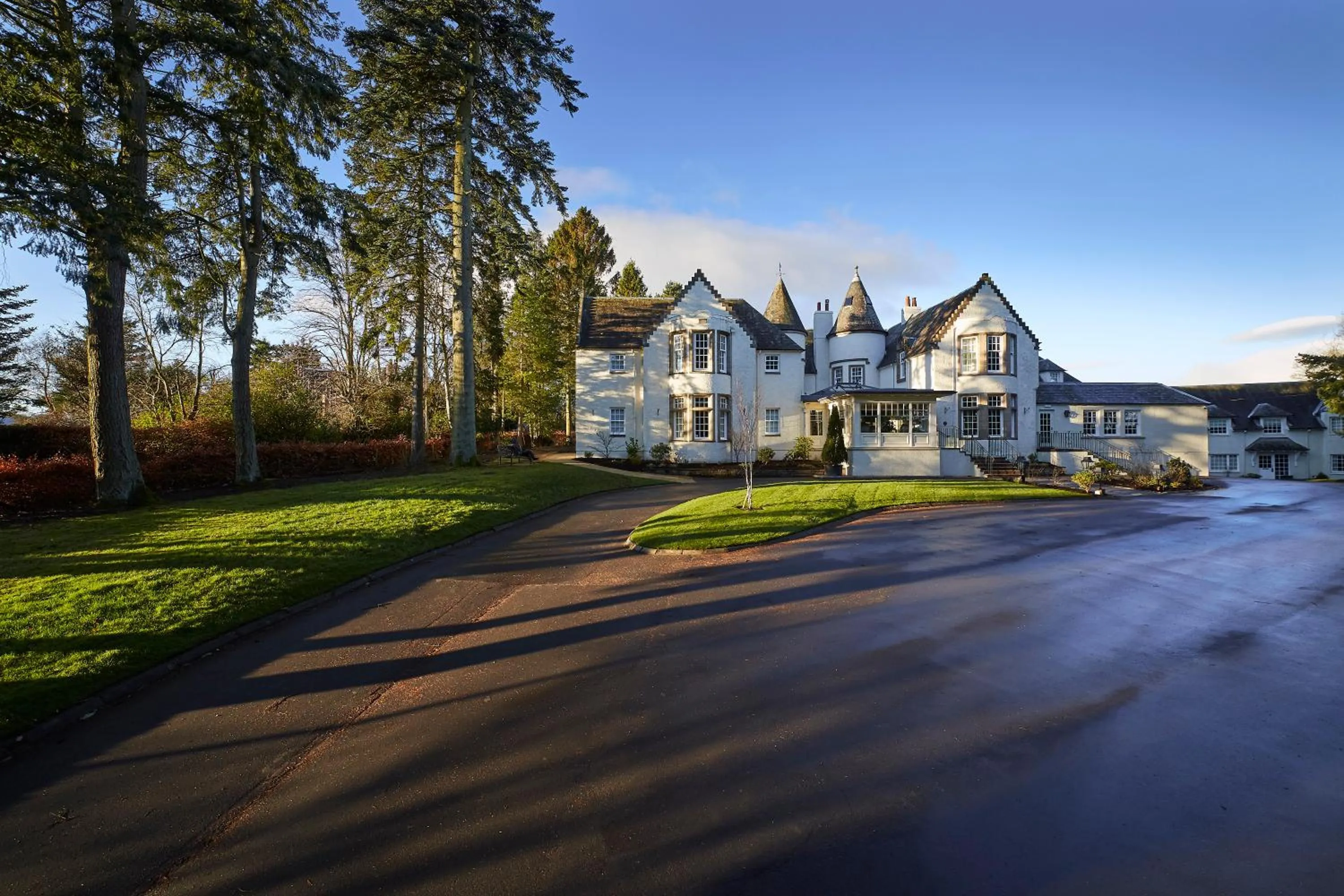 Property building in Cairn Lodge