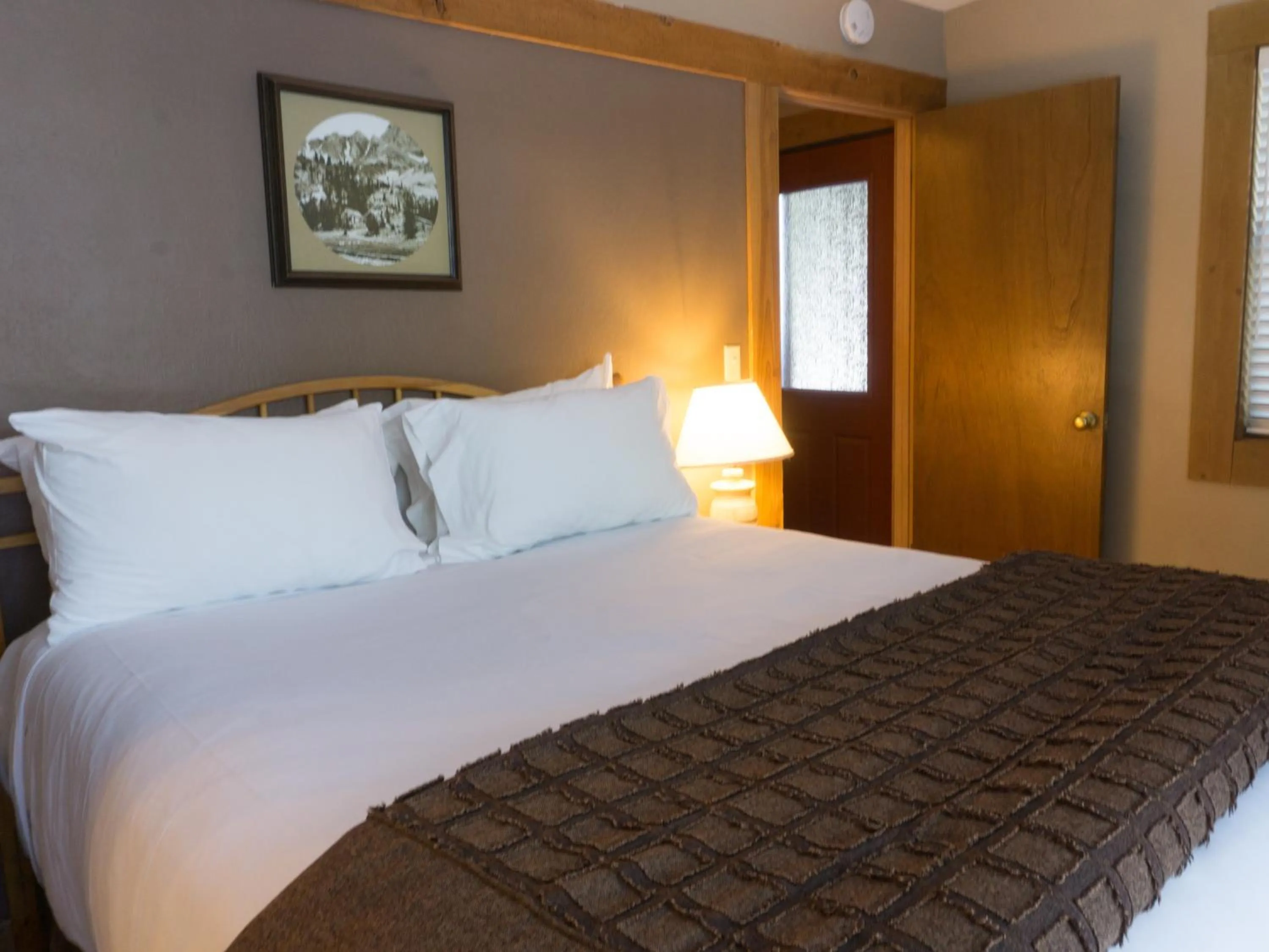 Bed in 3130 Aspen Grove