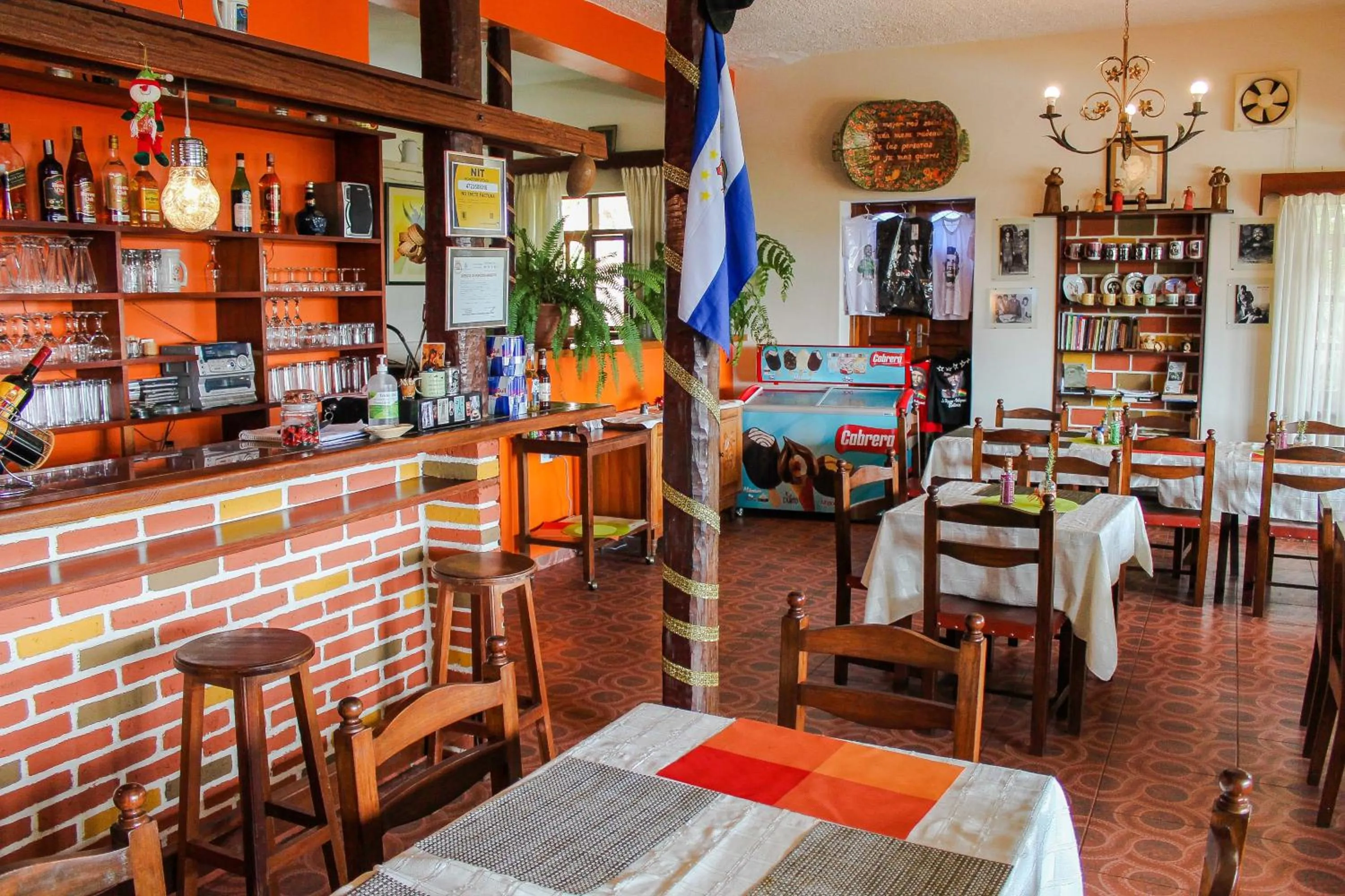 Restaurant/places to eat in Cabaña El Mirador Vallegrande