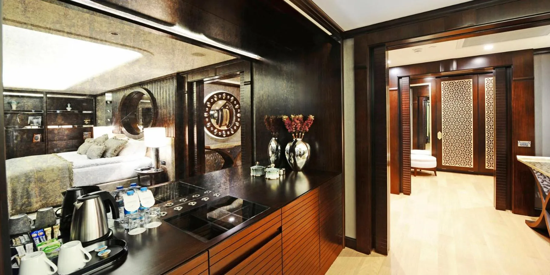 Photo of the whole room in Crowne Plaza Bursa Convention Center & Thermal Spa by IHG