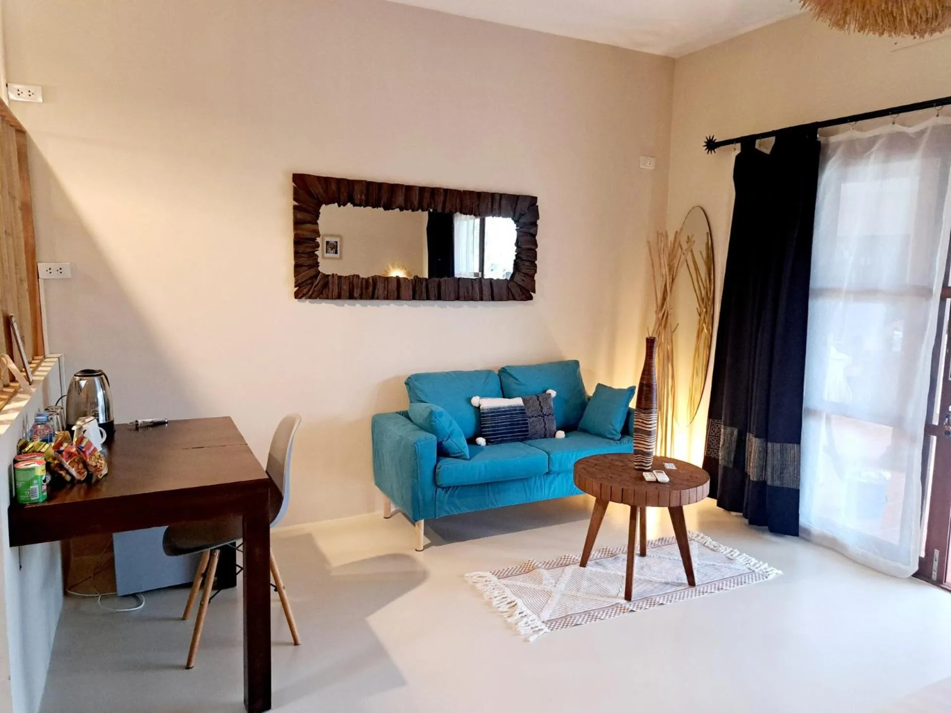 Laura's Guest House-adult only-