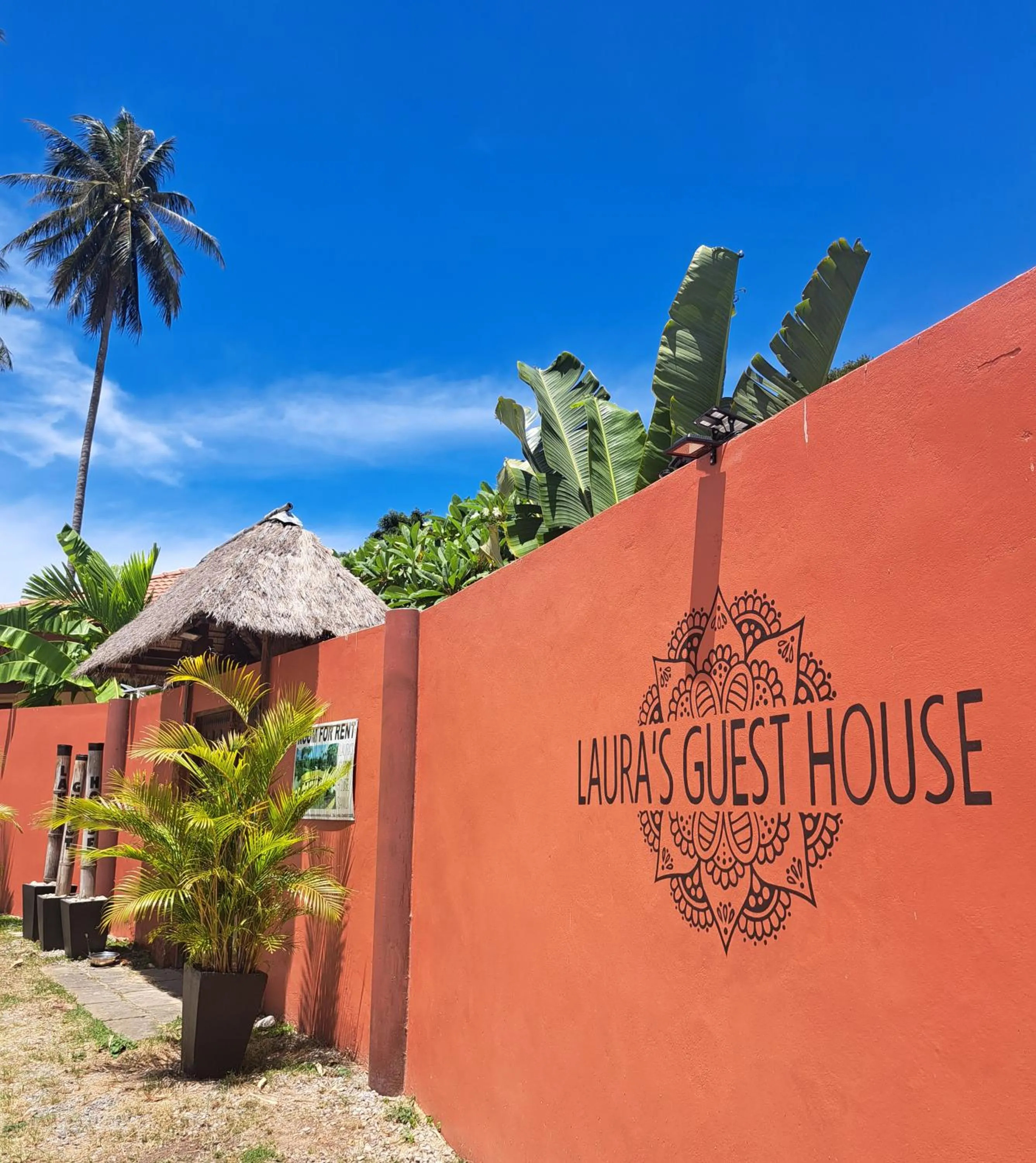 Laura's Guest House-adult only-