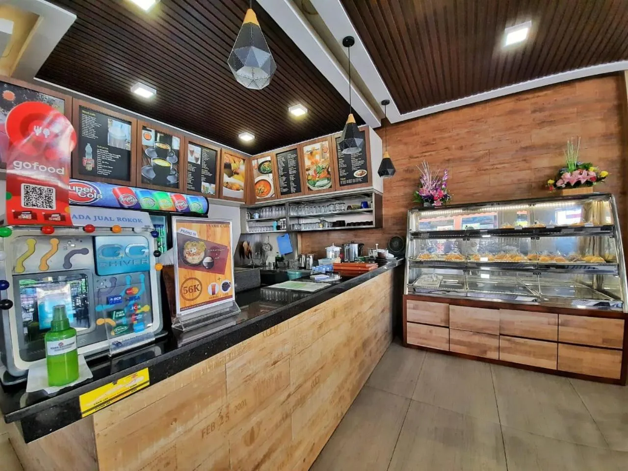 Restaurant/places to eat in Namii Hotel