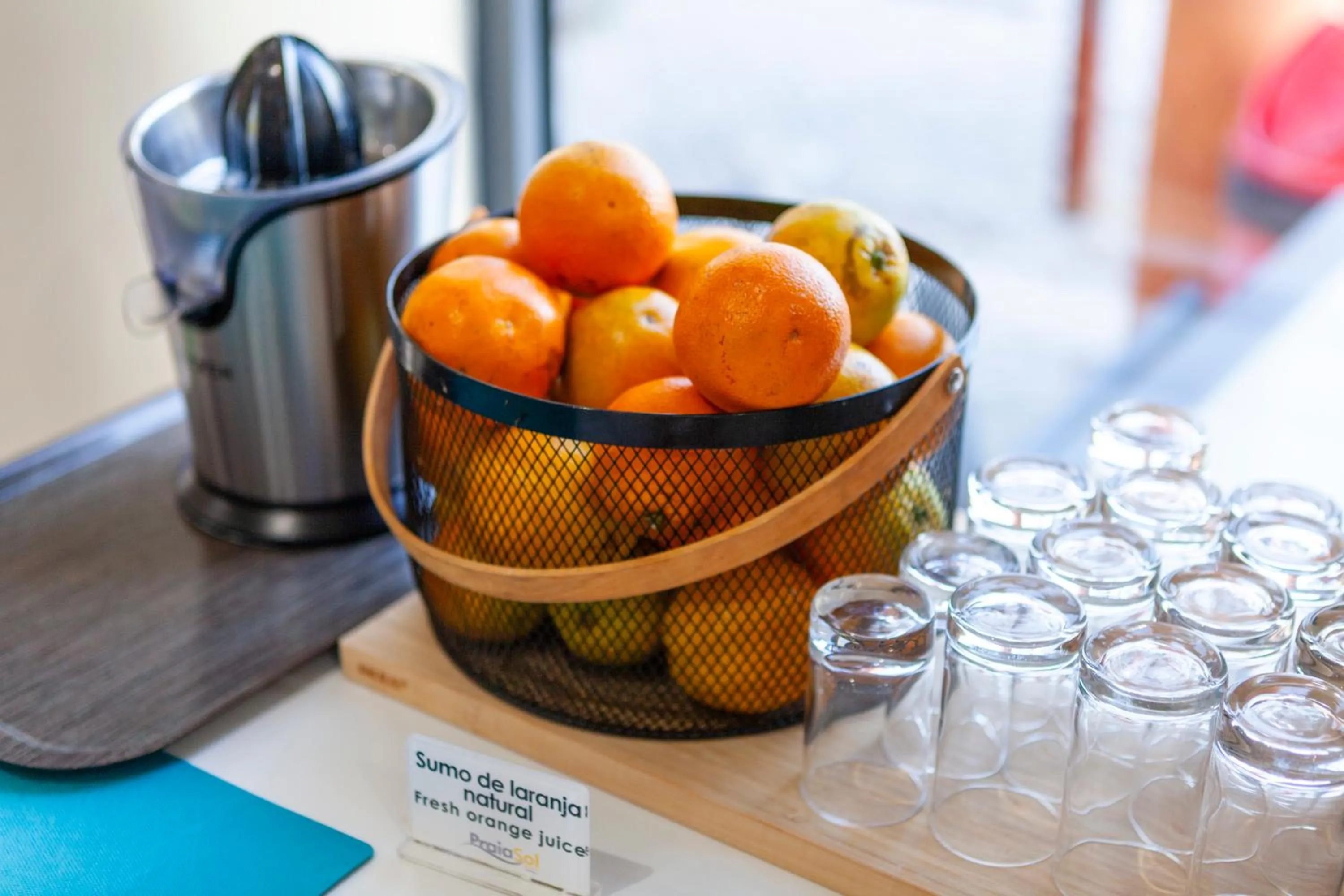 Buffet breakfast in Hotel Praia Sol