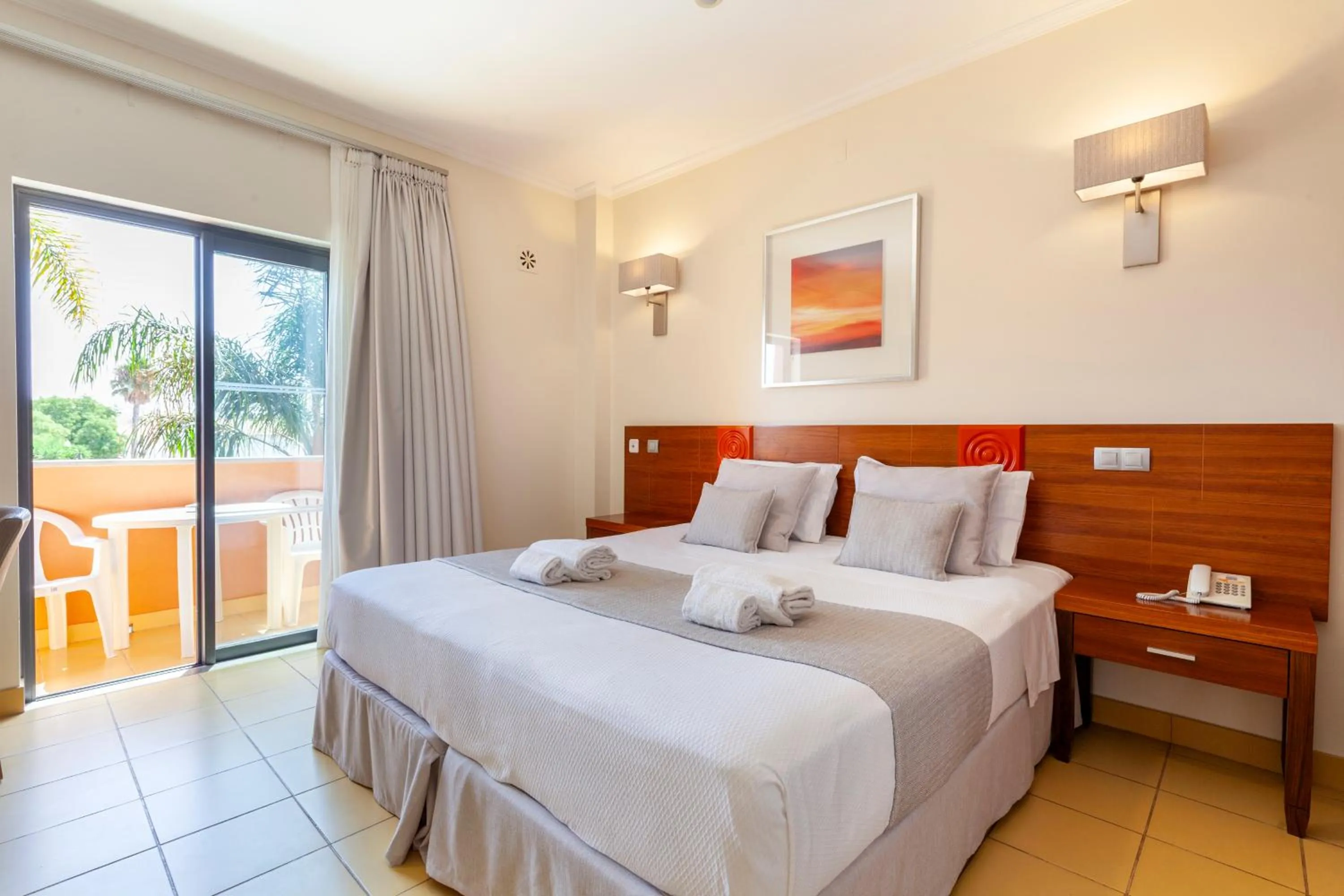 Bed in Hotel Praia Sol