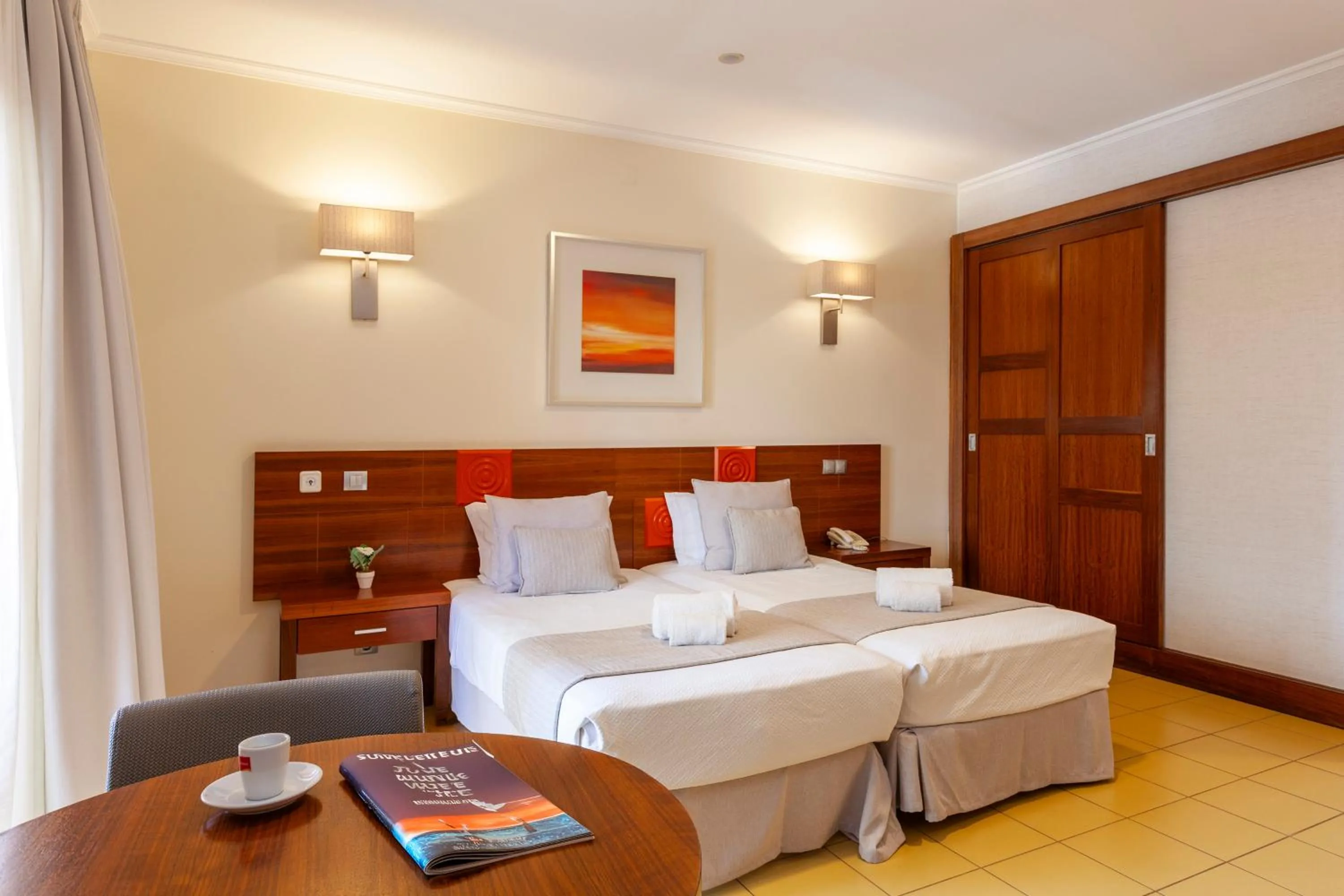 Bed in Hotel Praia Sol