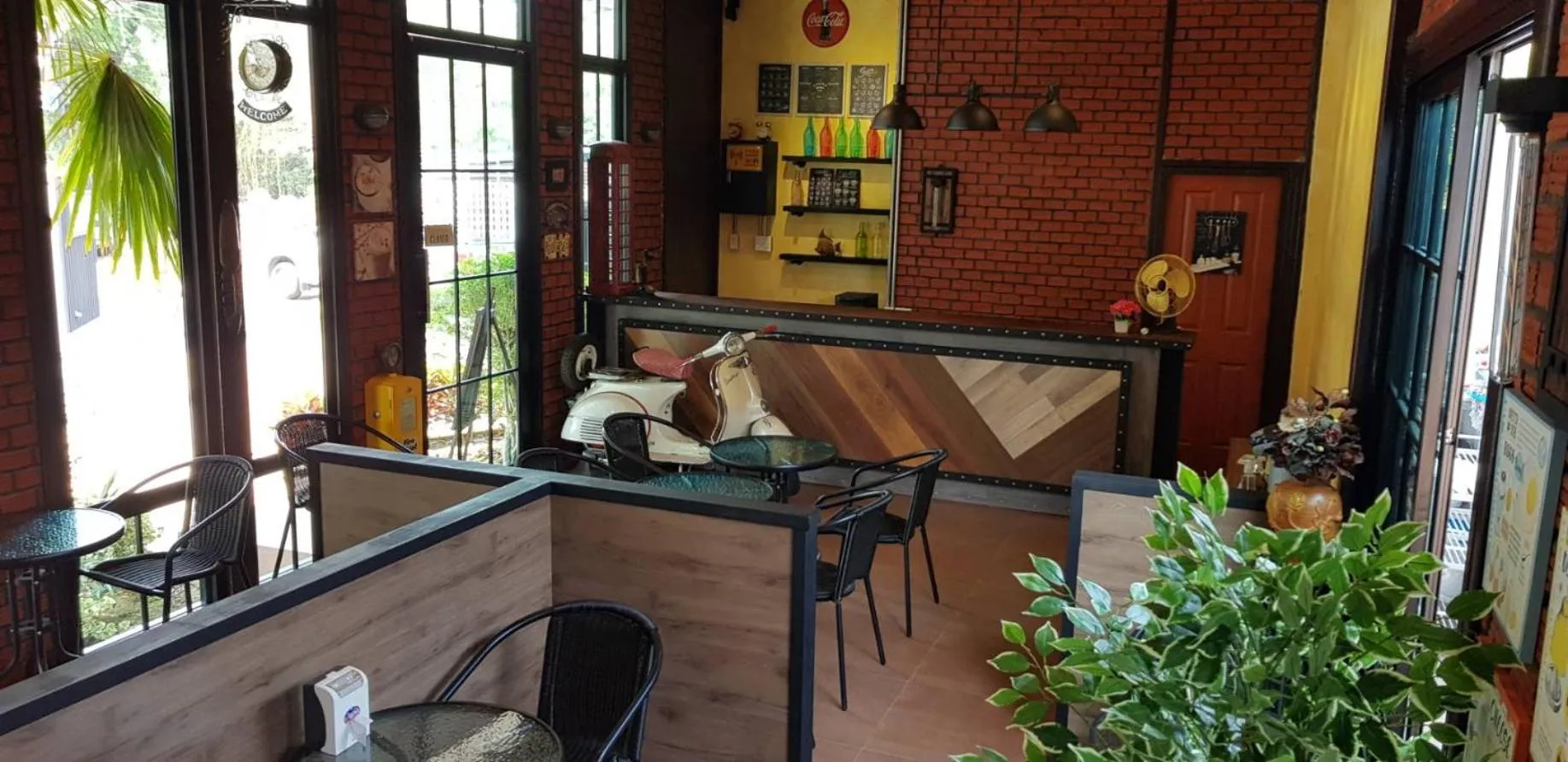 The Room Boutique Hotel