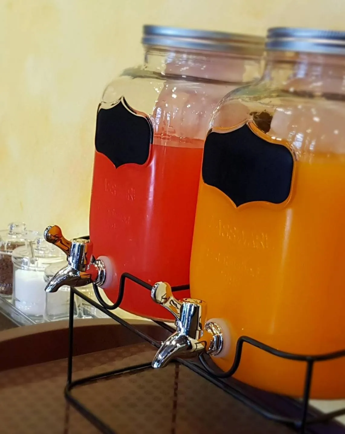 Breakfast in The Room Boutique Hotel